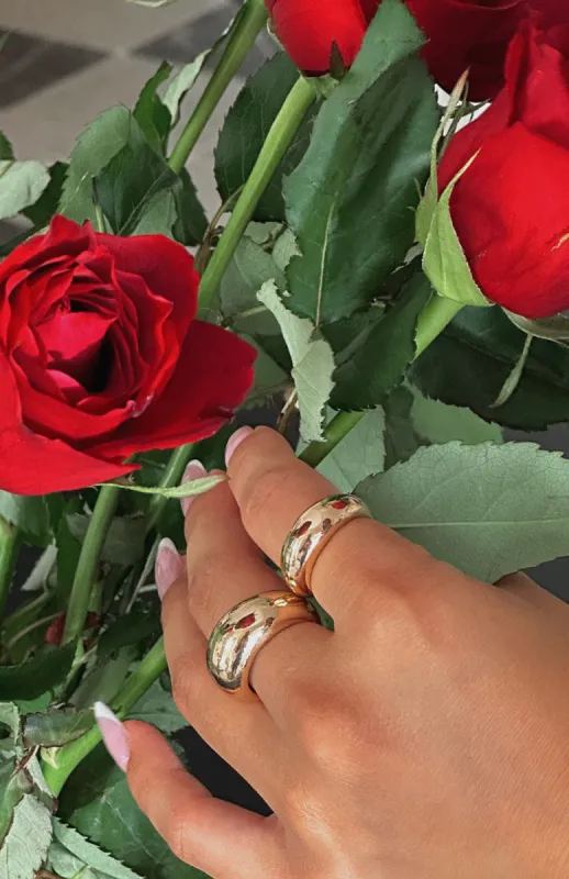 Mirela Ring Set Gold sold by White Fox Boutique