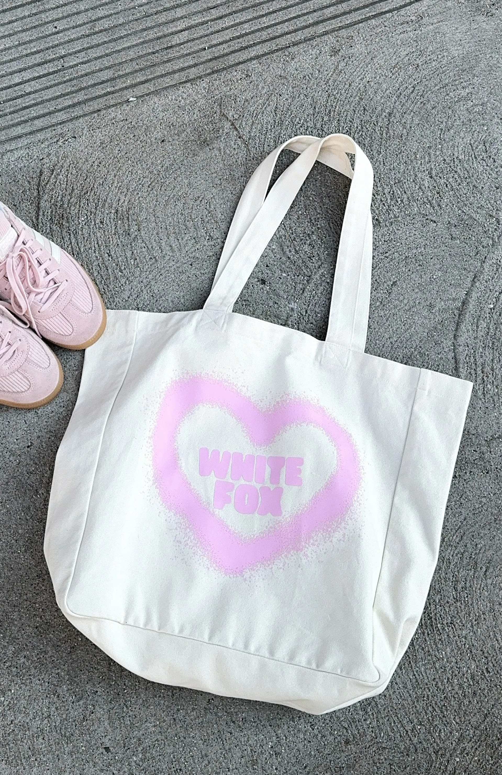 11th Street City Girl At Heart Tote Bag Cake Batter sold by White Fox Boutique