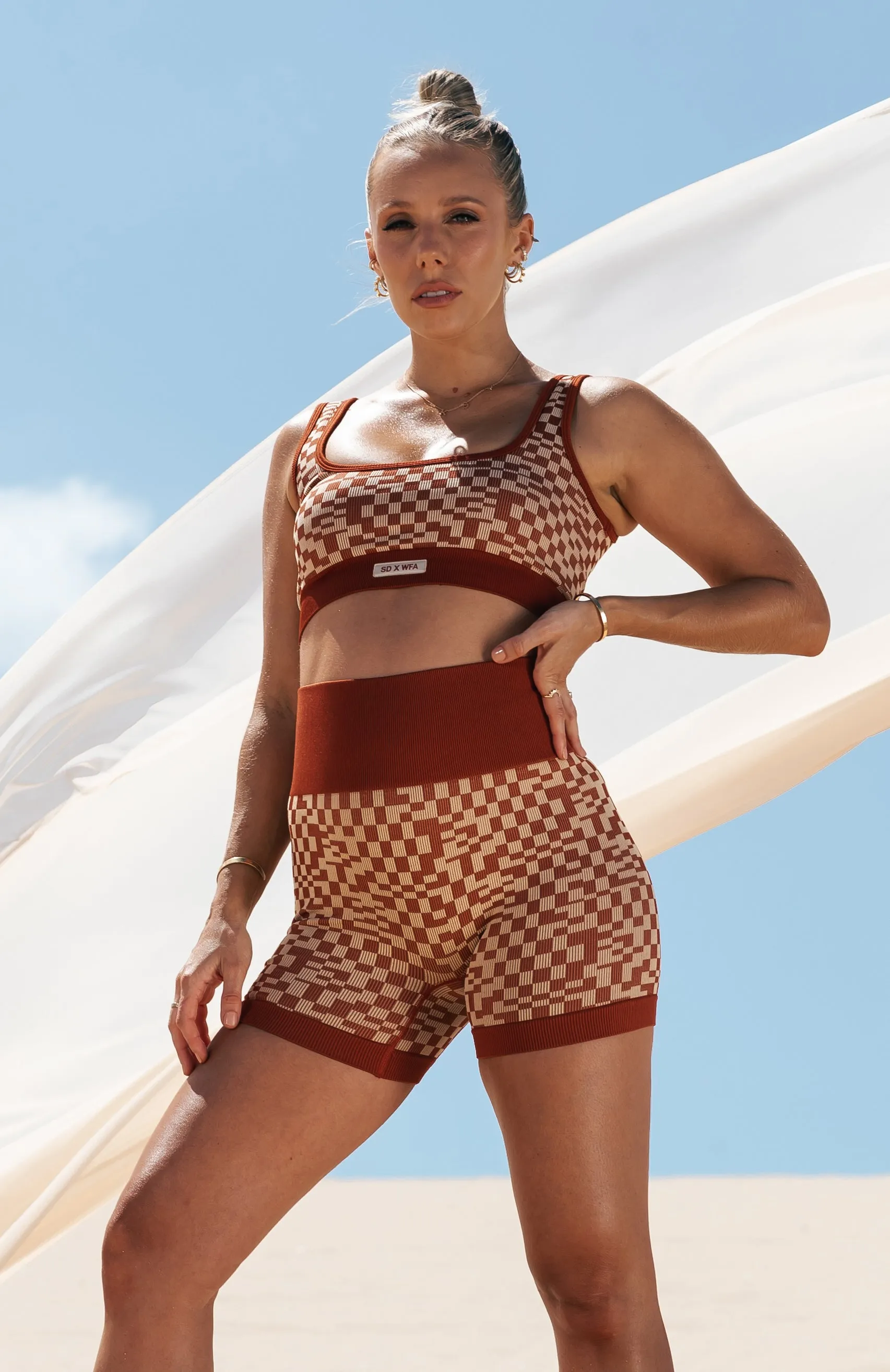 Mojave Seamless Sports Bra Burnt Clay Mirage sold by White Fox Boutique