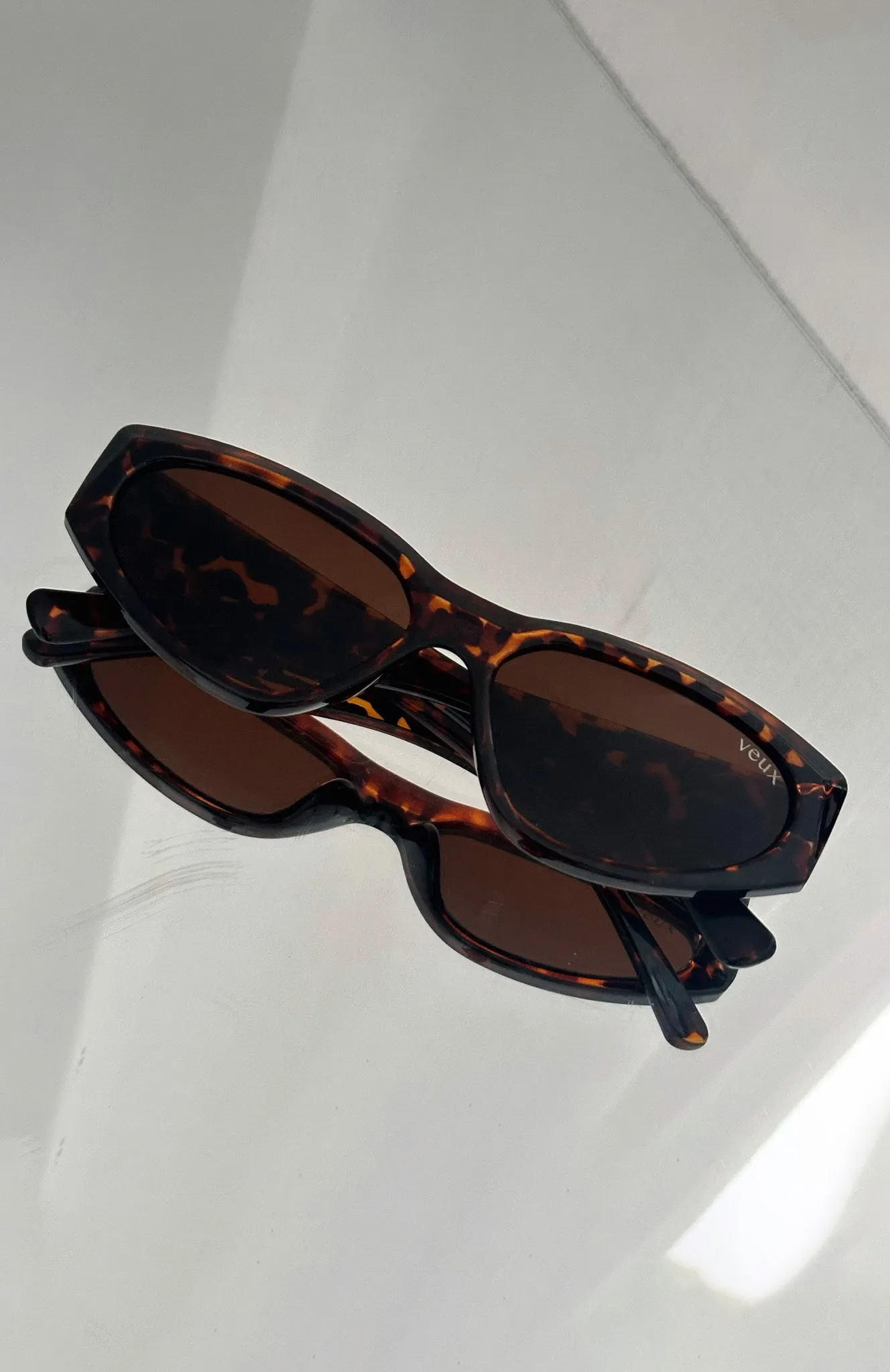 Elias Sunglasses Tortoise sold by White Fox Boutique product image thumbnail 3