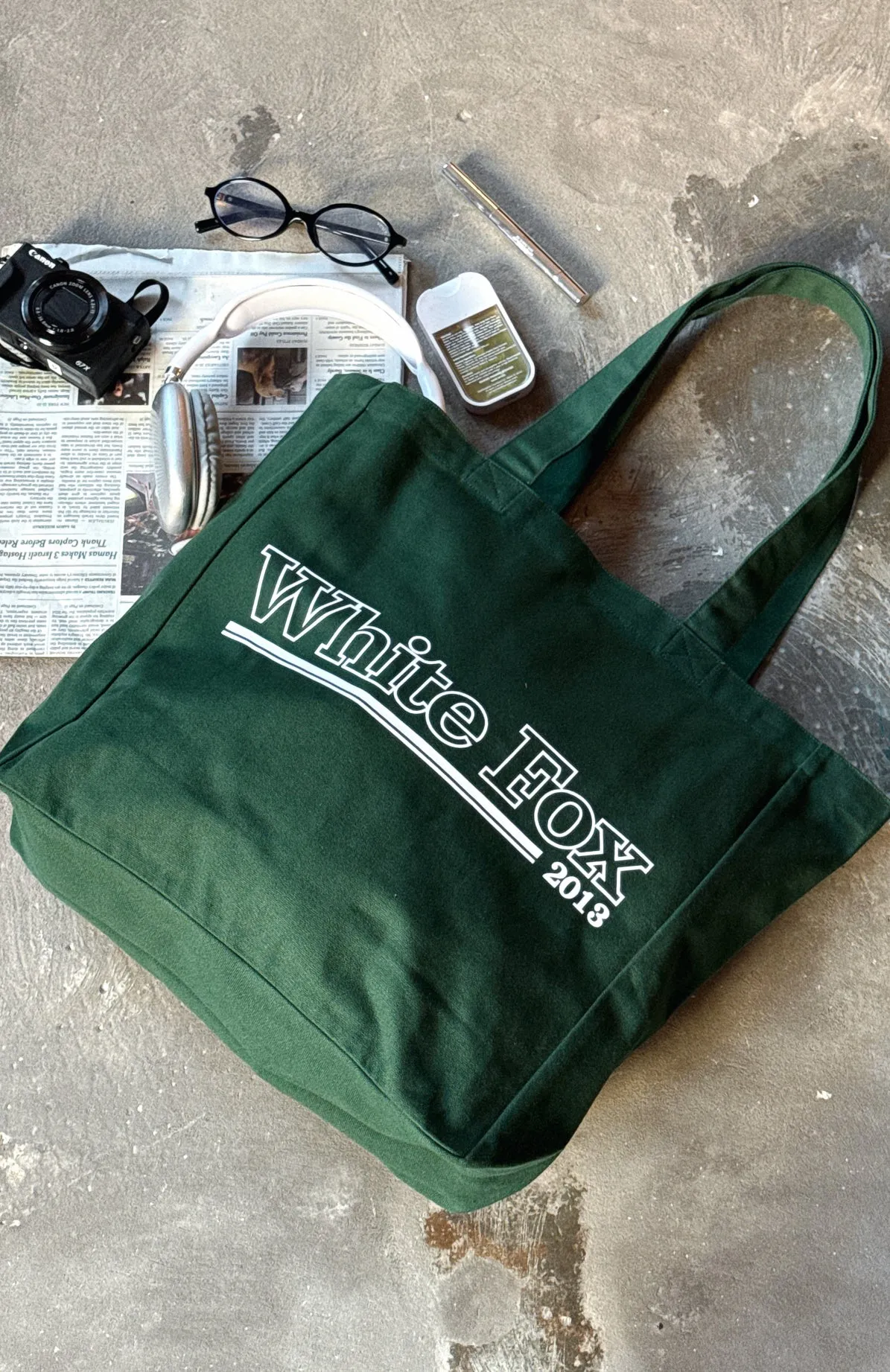 No Hesitation Tote Bag Forest Green/White sold by White Fox Boutique product image thumbnail 5