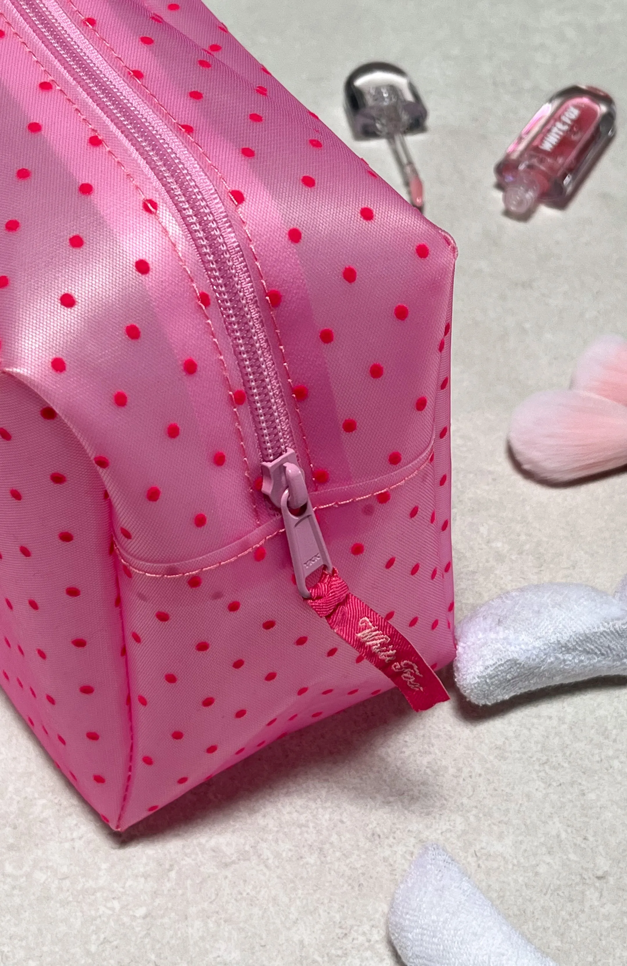 Nora Case Pink Polka Dots sold by White Fox Boutique product image thumbnail 5