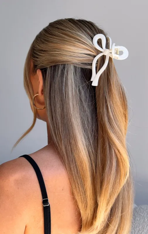 Milena Hair Clip Cream made by White Fox Boutique