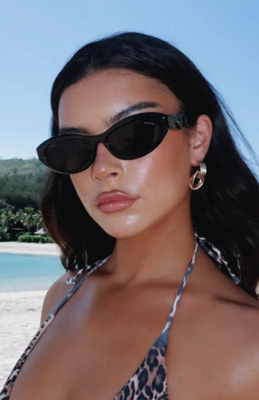 Hamptons Sunglasses Black sold by White Fox Boutique