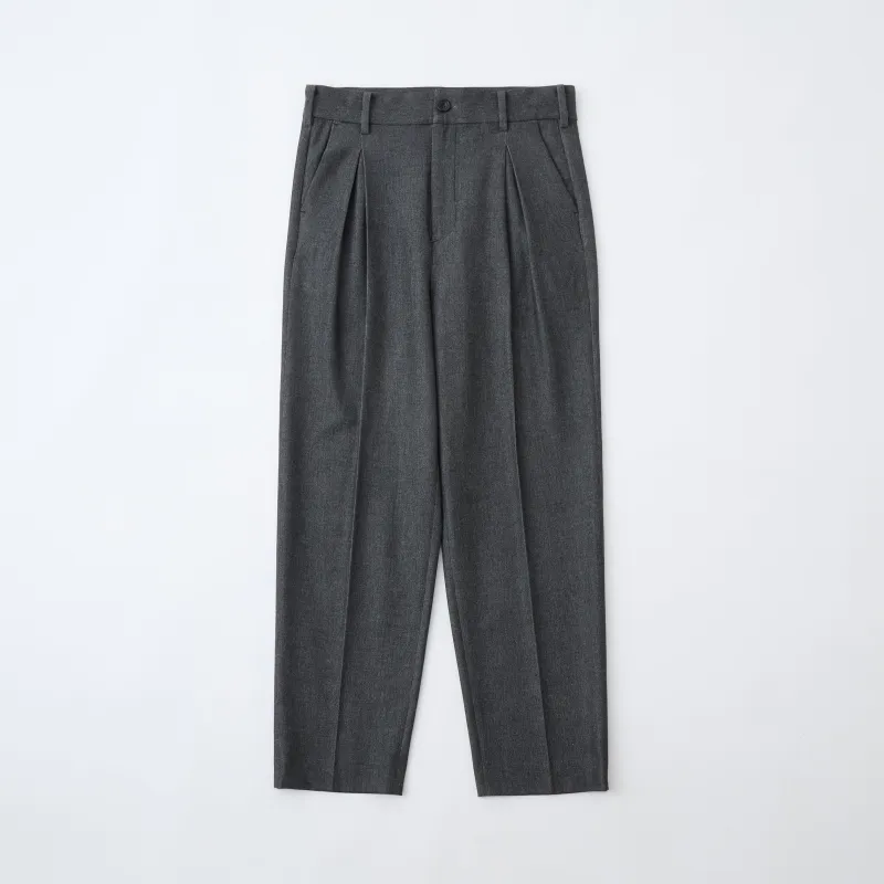 2 TUCK PANTS sold by White Mountaineering