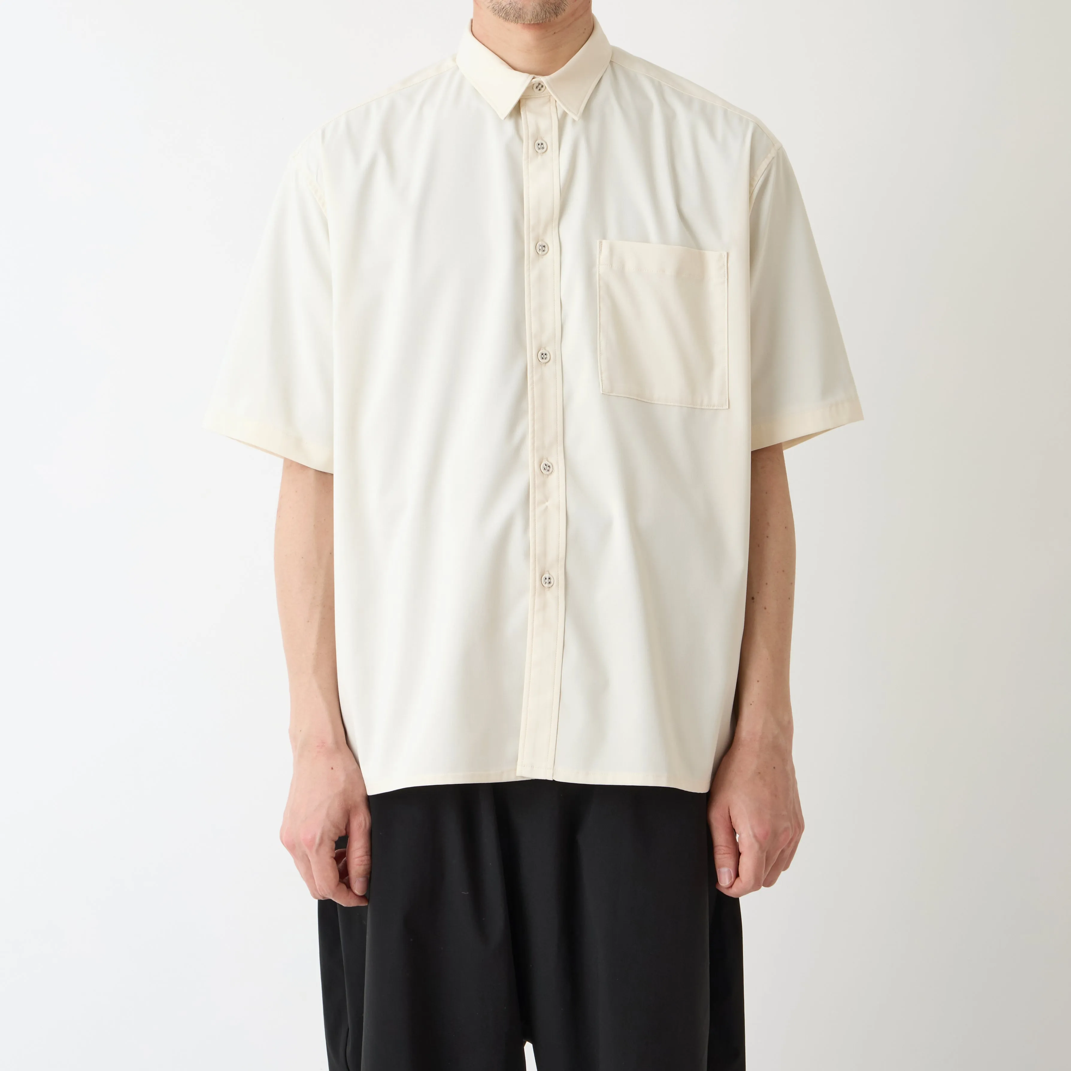 REGULAR COLLAR S/S SHIRT sold by White Mountaineering product image thumbnail 3