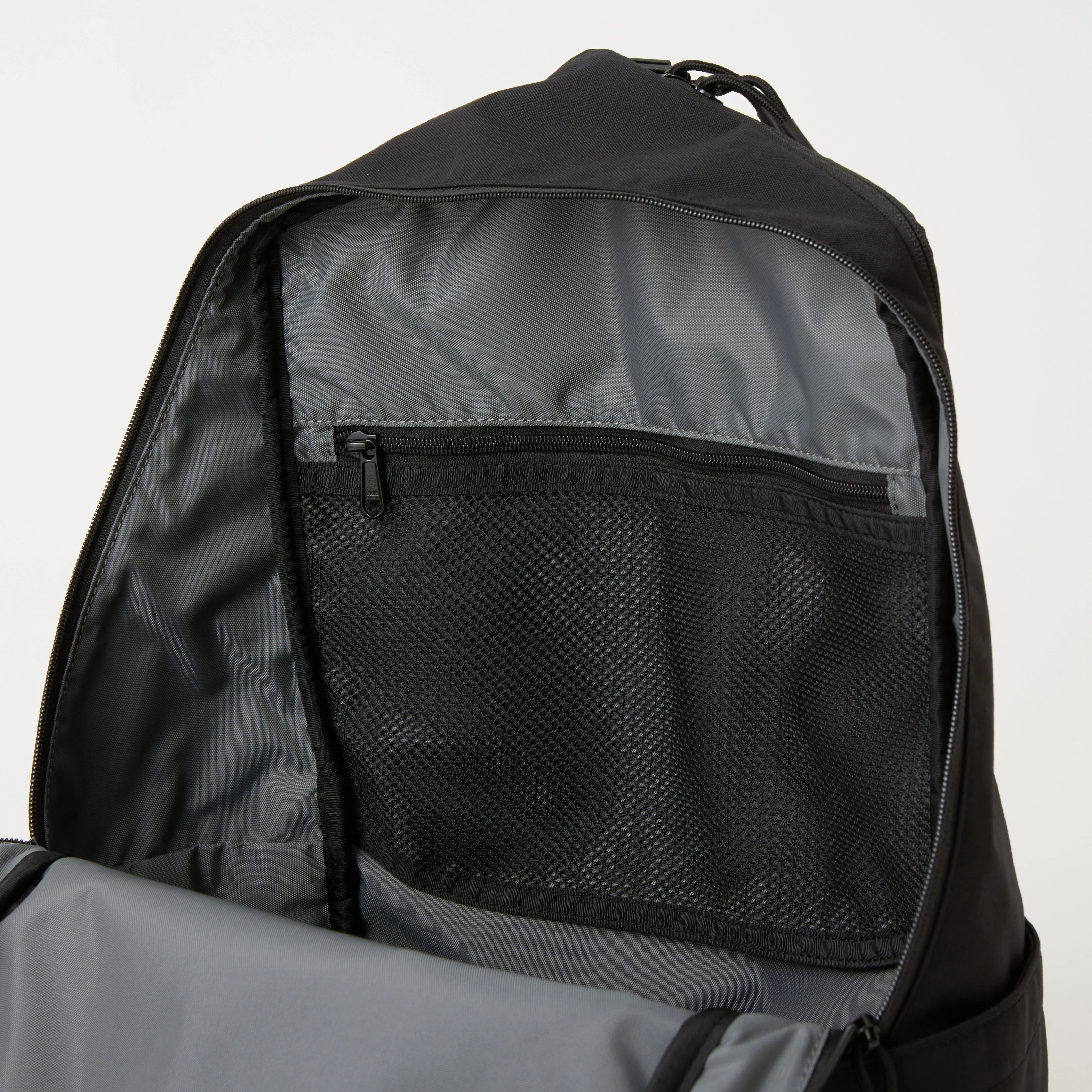 WM × BRIEFING URBAN GYM PACK sold by White Mountaineering product image thumbnail 4