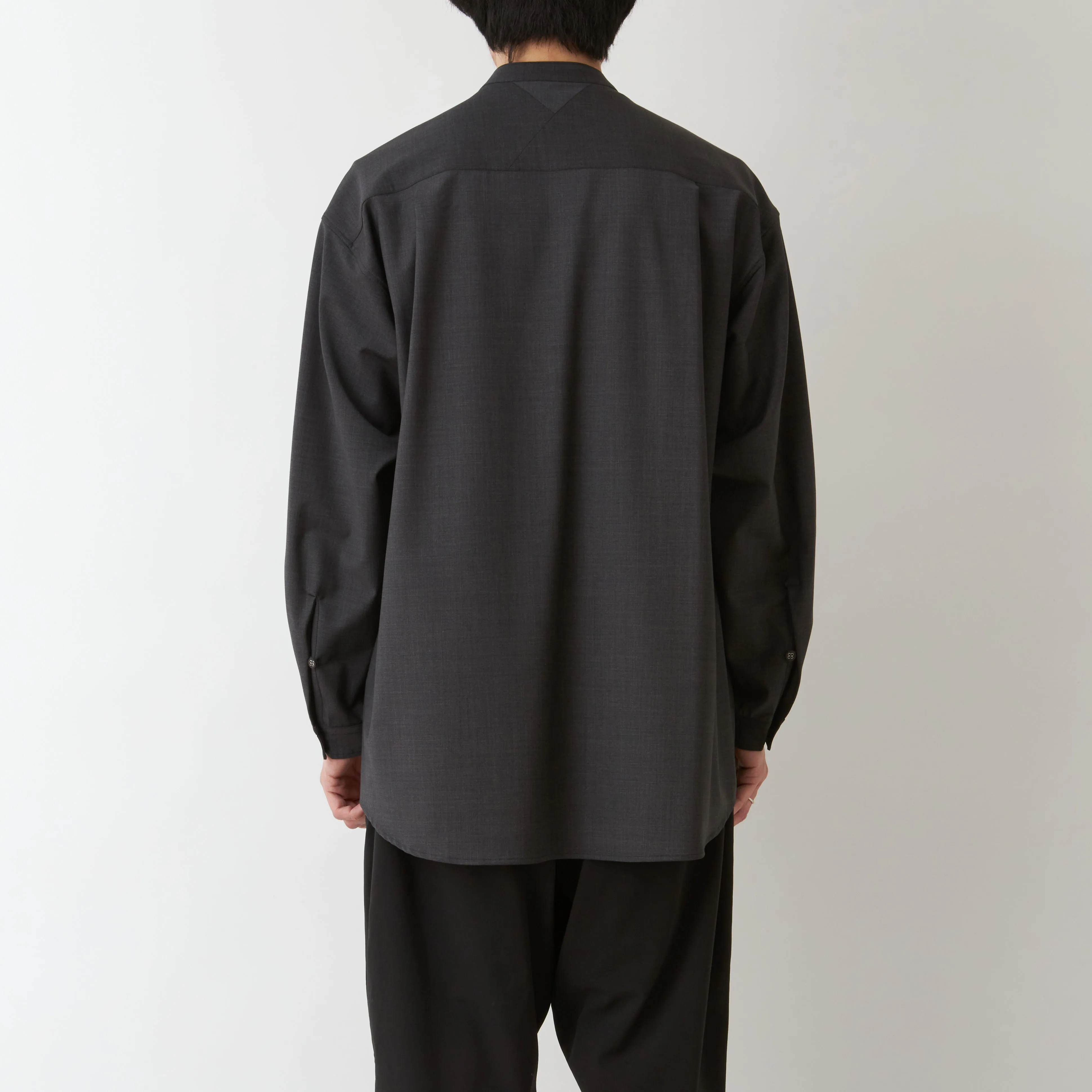 STRETCH BAND COLLAR SHIRT sold by White Mountaineering product image thumbnail 3