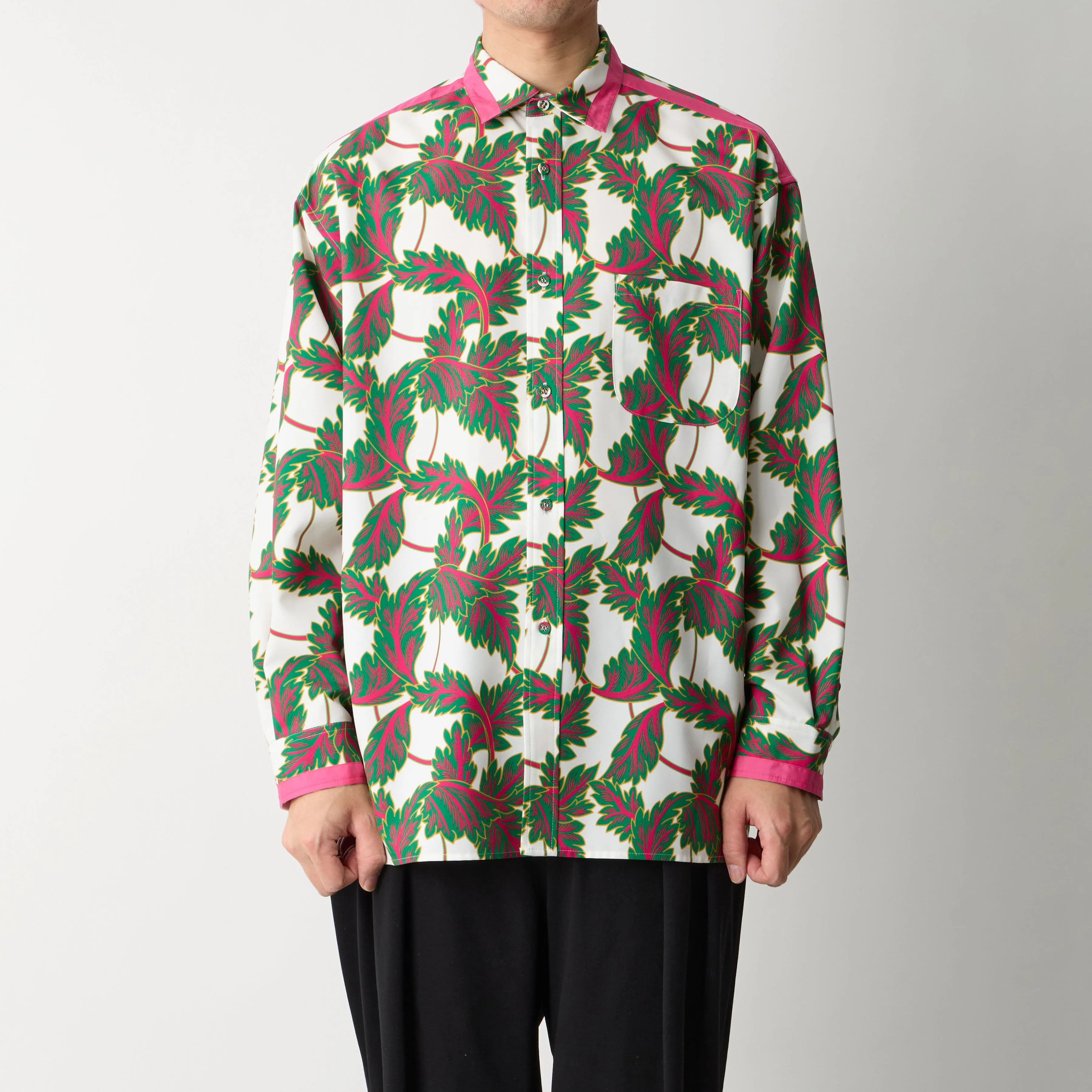 BOTANICAL PATTERN WIDE SHIRT sold by White Mountaineering product image thumbnail 2