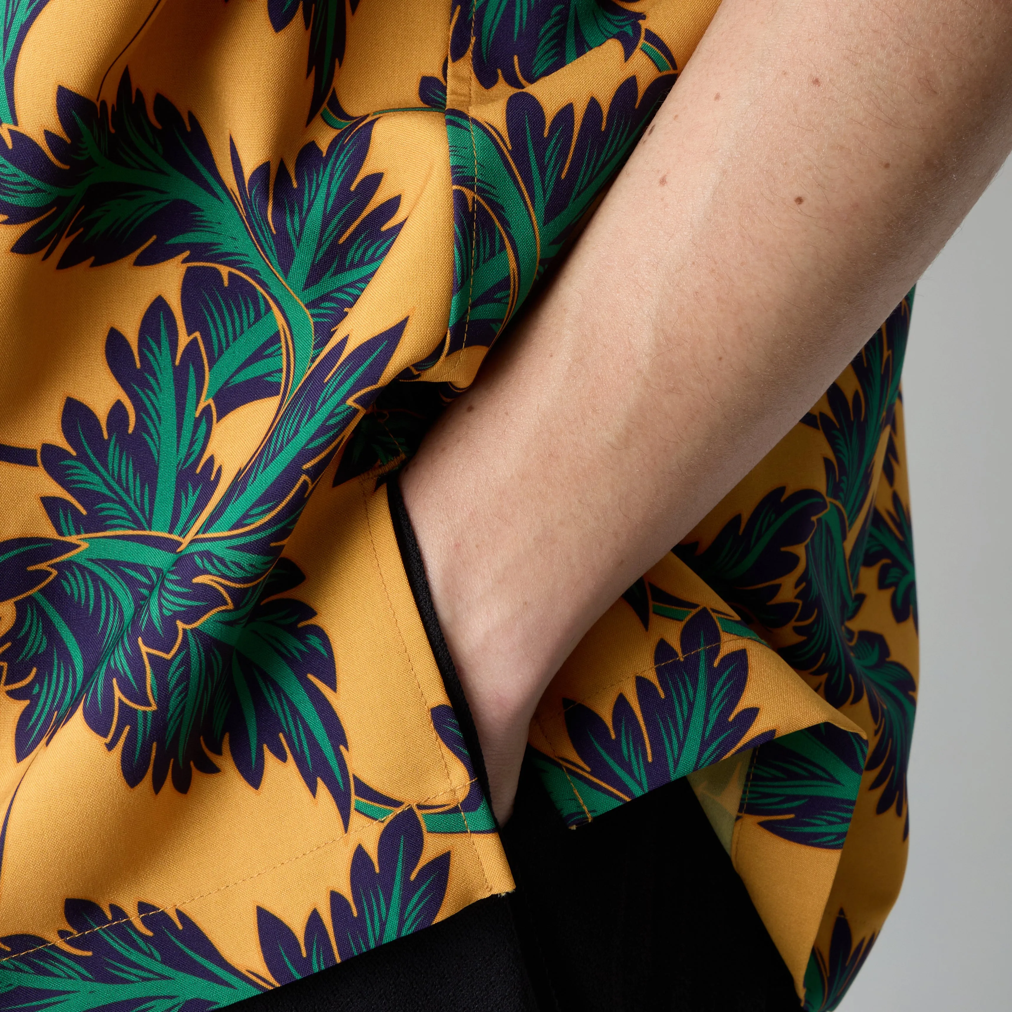 BOTANICAL PATTERN OPEN COLLAR SHIRT sold by White Mountaineering product image thumbnail 4