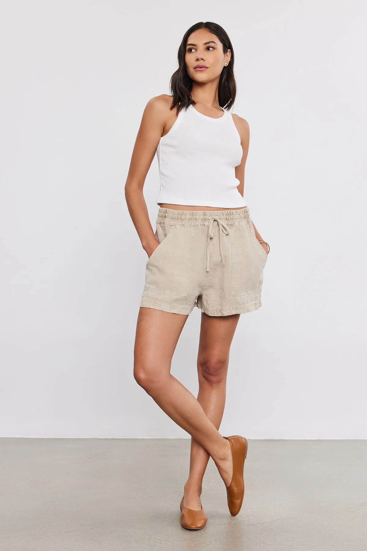 SUTTON HEAVY LINEN SHORT sold by Wildflower product image thumbnail 5