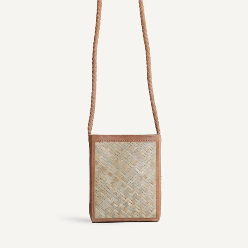 PORTA CROSSBODY sold by Wildflower