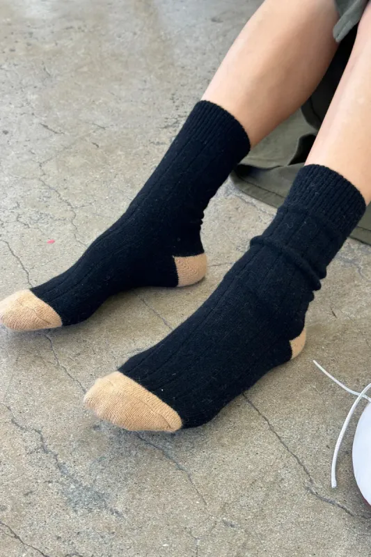 CLASSIC CASHMERE SOCKS - BLACK sold by Wildflower