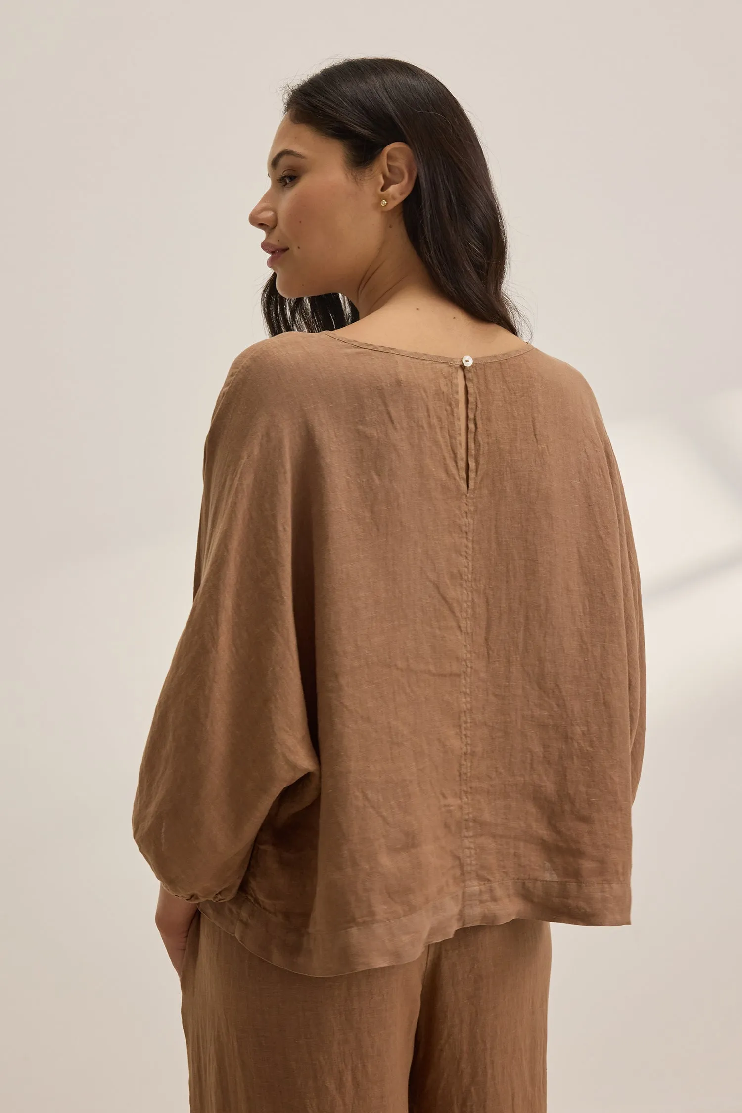 CASS WOVEN LINEN TOP sold by Wildflower product image thumbnail 3