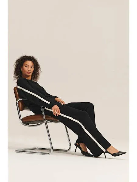 FRANKIE LUSH FLEECE TOP - BLACK sold by Wildflower product image thumbnail 3