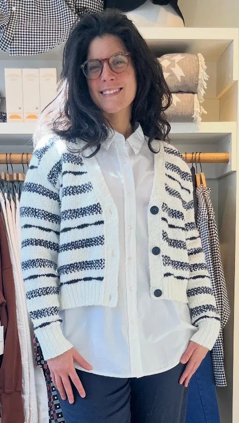 CROPPED V-NECK CARDIGAN - WHITE/NAVY sold by Wildflower