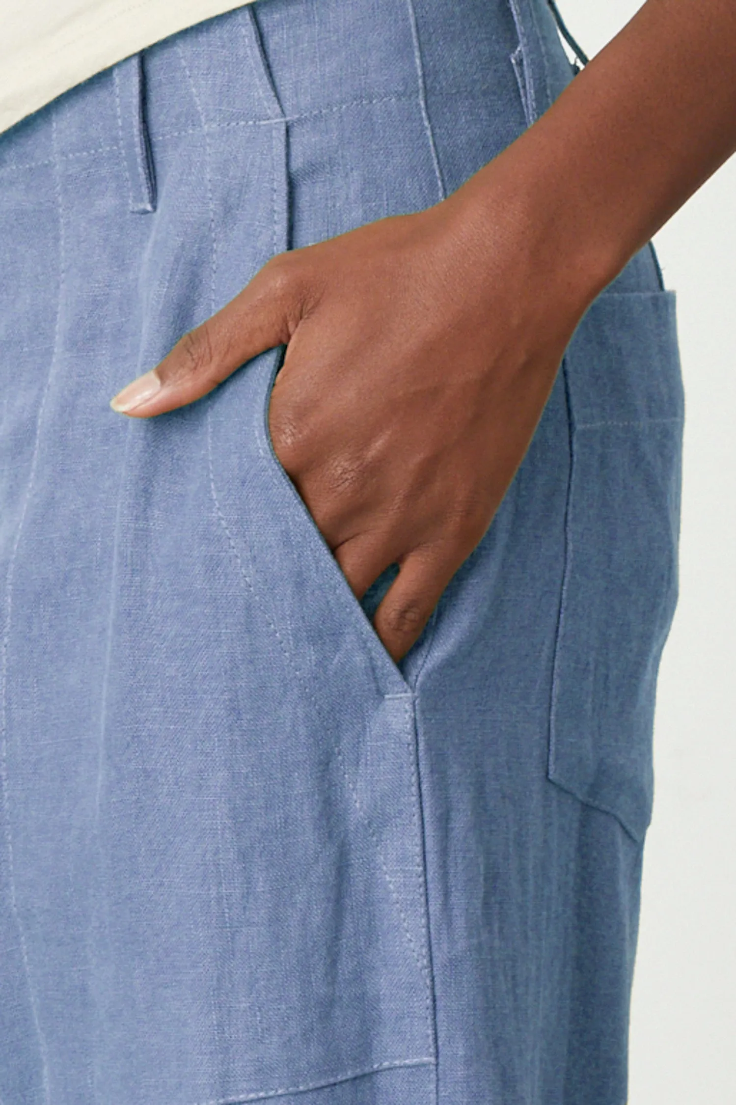 DRU HEAVY LINEN PANT sold by Wildflower product image thumbnail 2