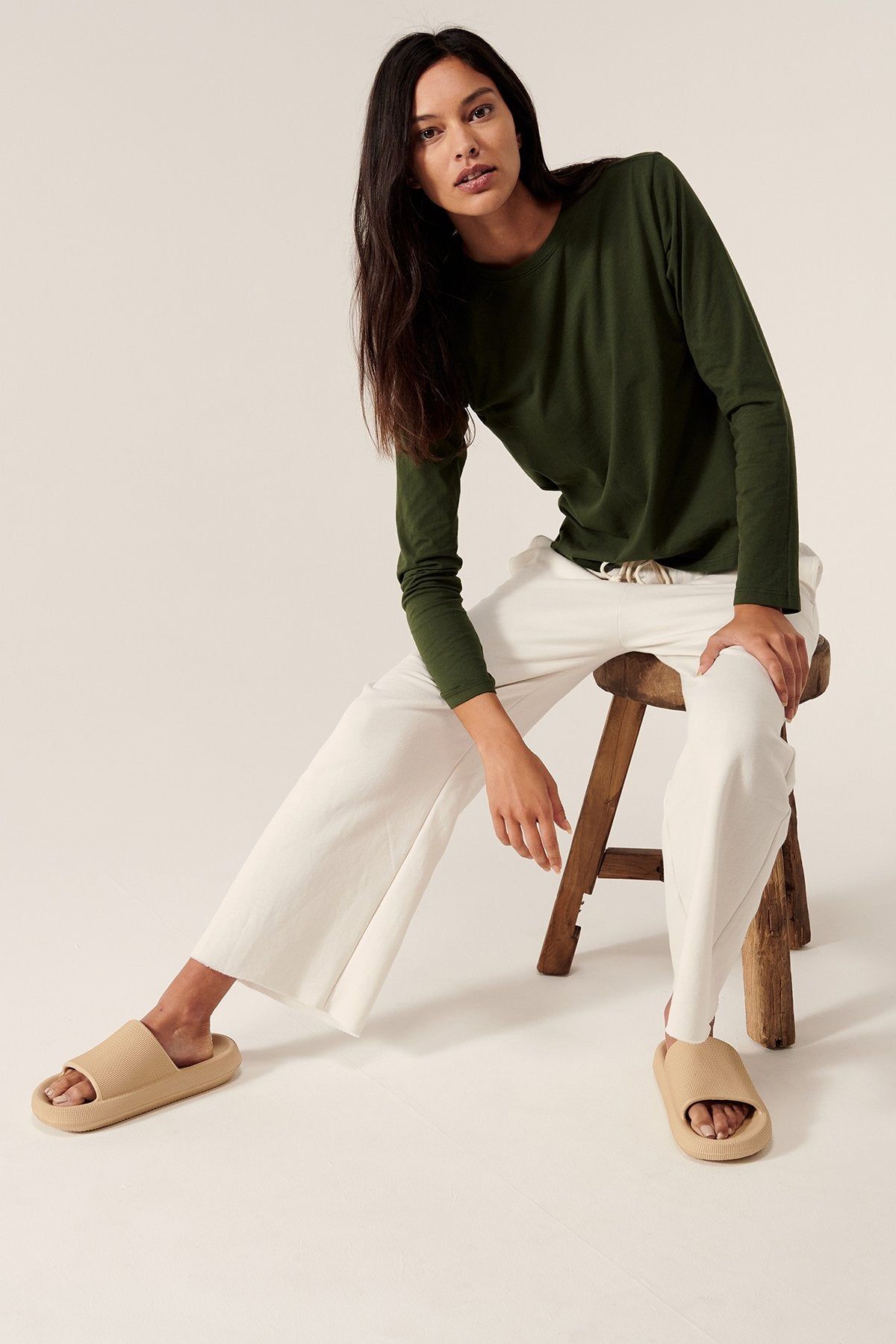 MONTECITO ORGANIC FLEECE WIDELEG PANT sold by Wildflower product image thumbnail 4