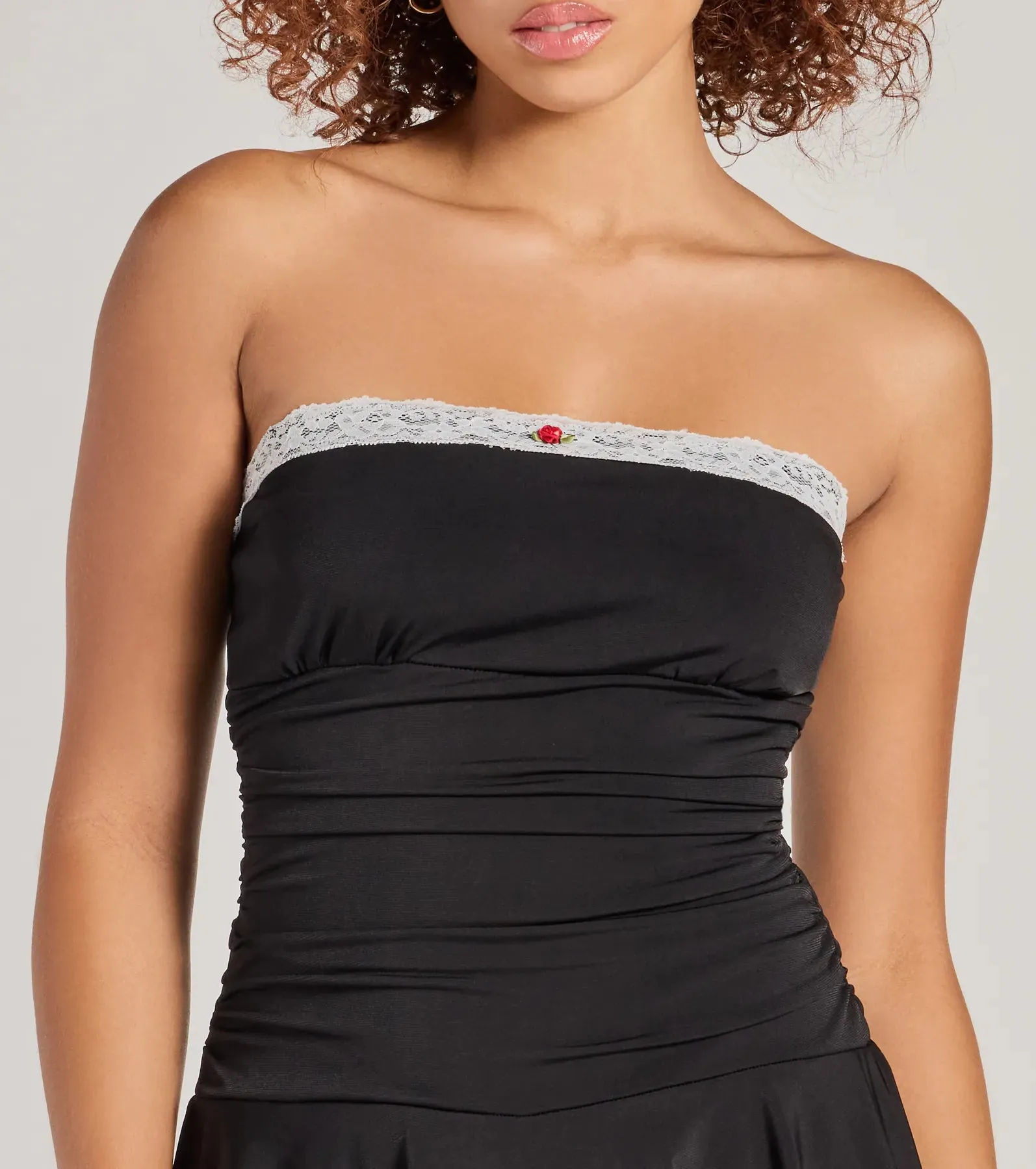 One of a Kind Rosette Lace Romper sold by Windsor product image thumbnail 4