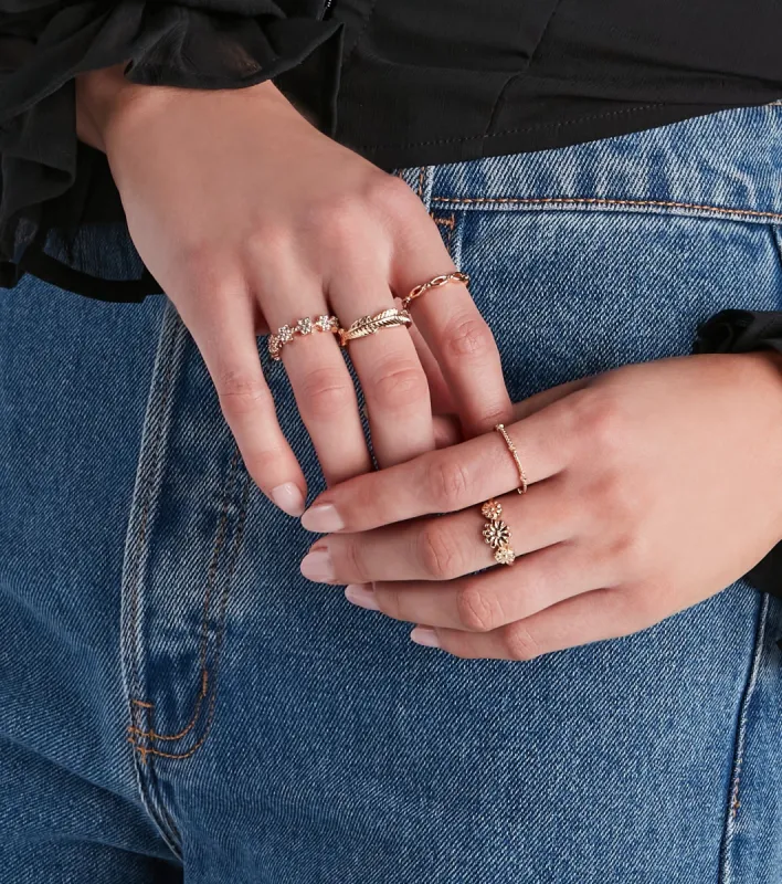 Prettiest Details Flower Ring Set sold by Windsor