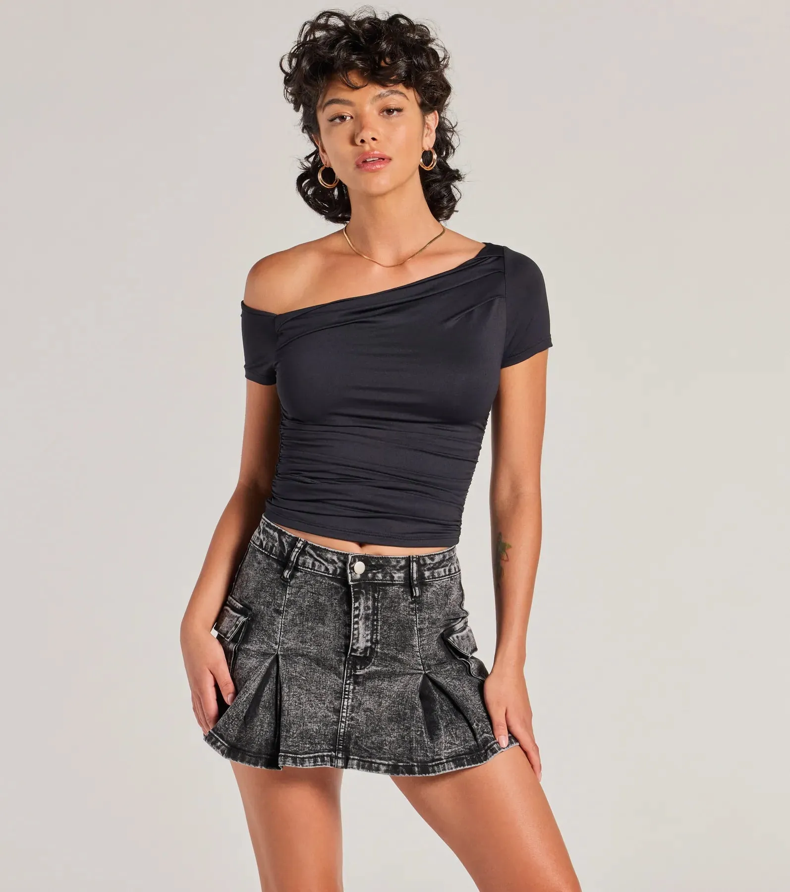 Channel Cute Mid-Rise Pleated Denim Mini Skirt sold by Windsor product image thumbnail 5