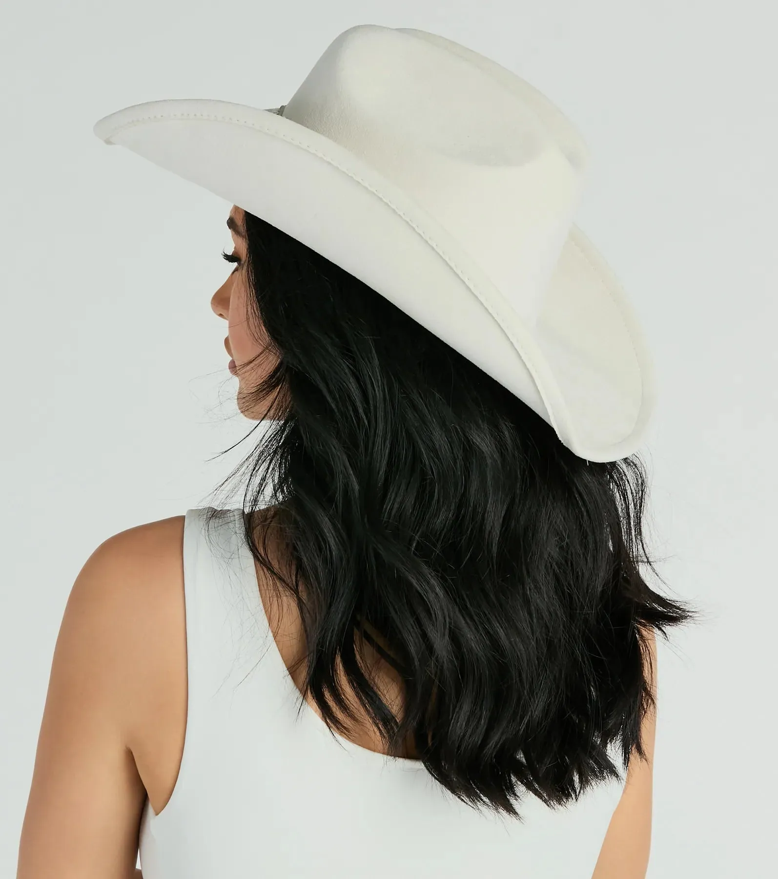 Faux Pearl Bride Cowboy Hat sold by Windsor product image thumbnail 2