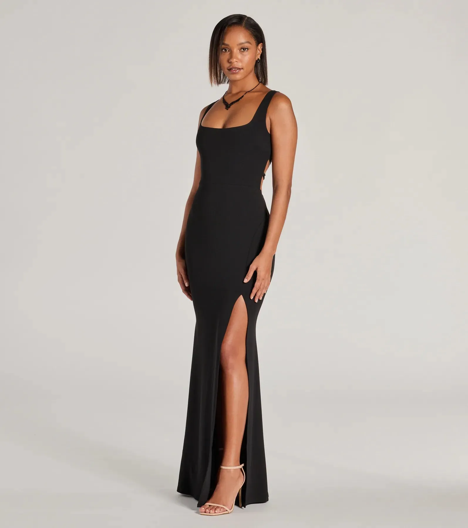 Everley Lace-Up Slit Mermaid Crepe Formal Dress sold by Windsor