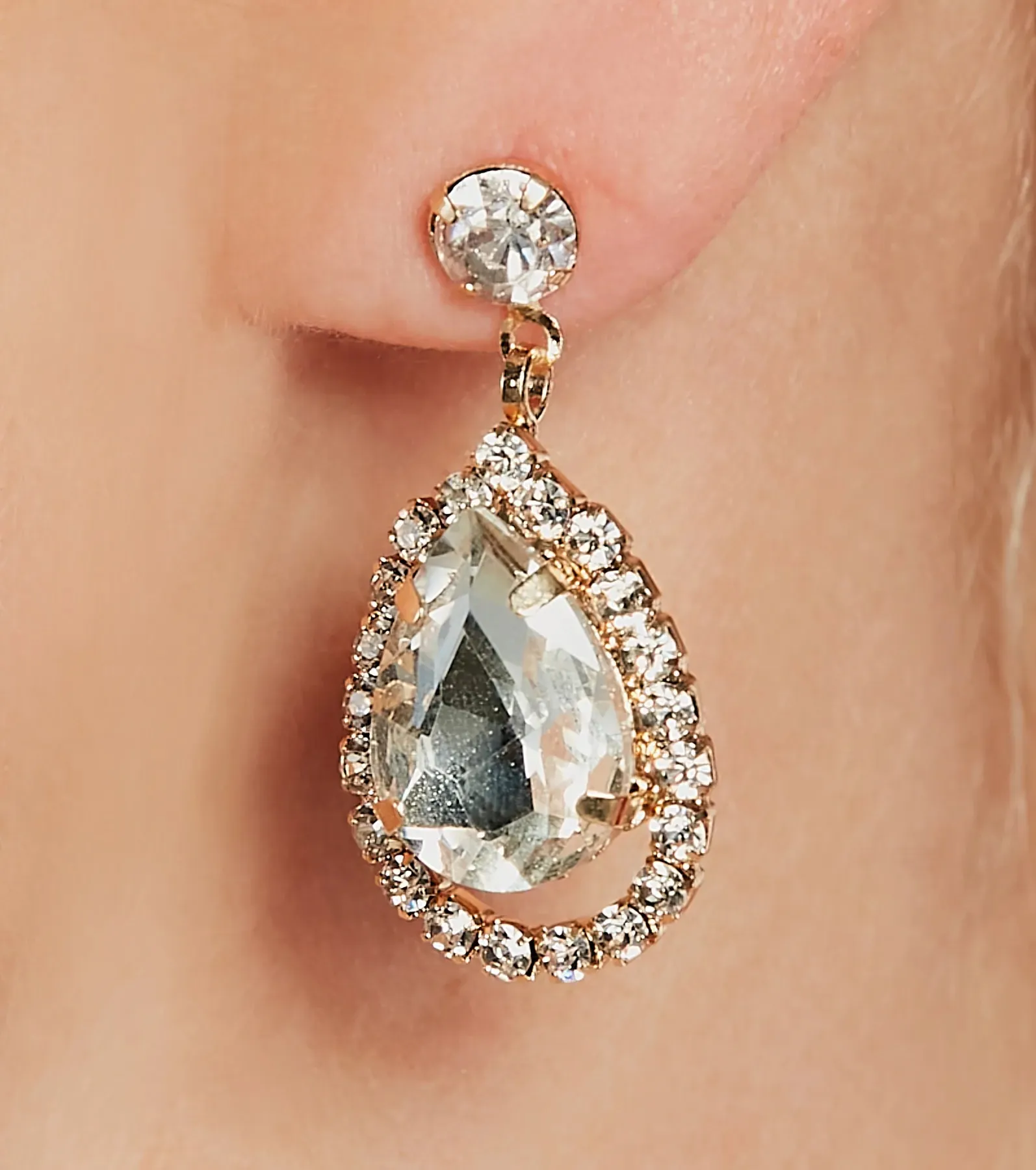 Striking Glamour Rhinestone Jewelry Set sold by Windsor product image thumbnail 2