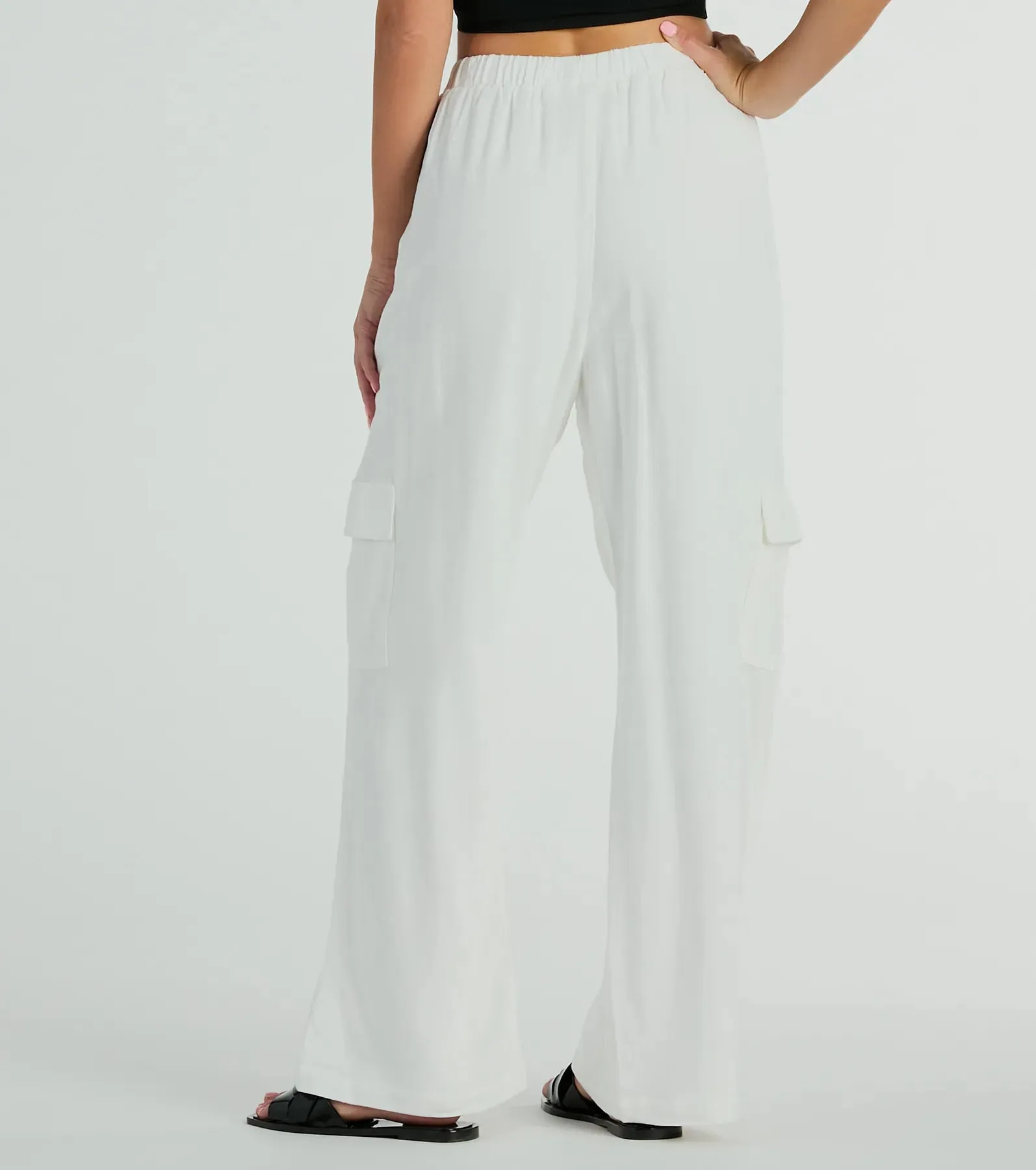 Golden Hour High-Rise Cargo Wide-Leg Linen Pants sold by Windsor product image thumbnail 2