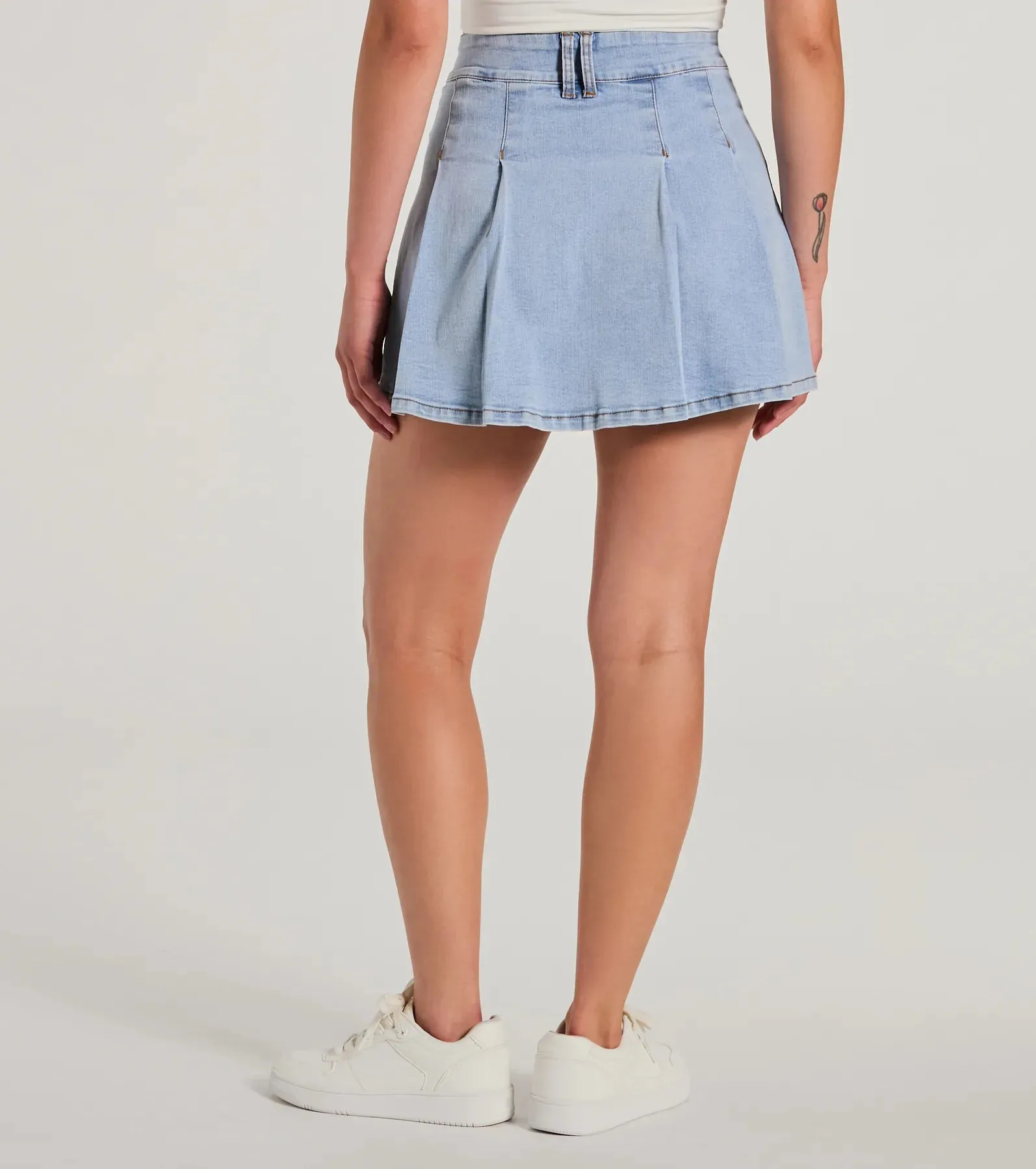 Exceptional Darling High-Rise Pleat Denim Mini Skirt sold by Windsor product image thumbnail 2
