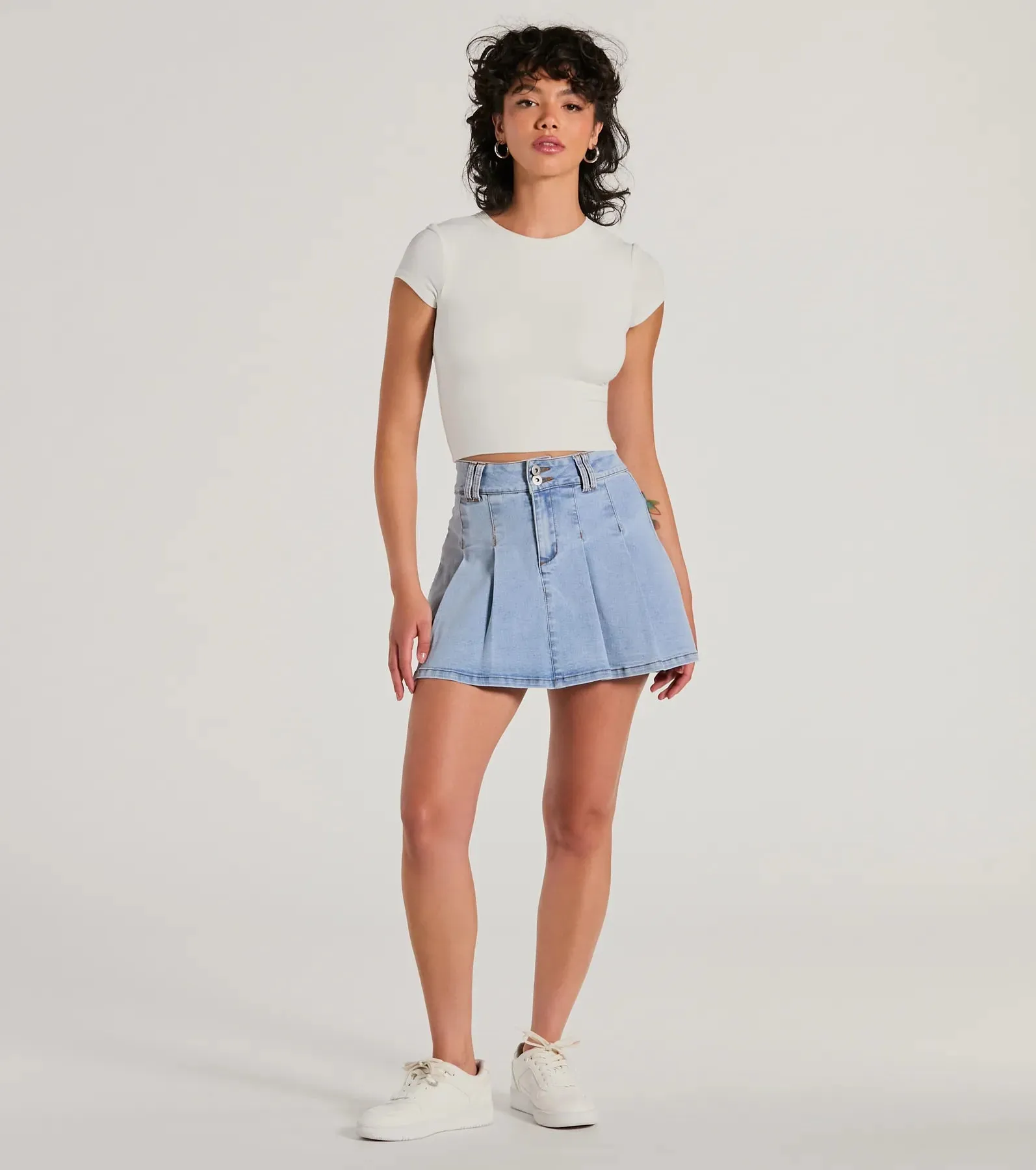 Exceptional Darling High-Rise Pleat Denim Mini Skirt sold by Windsor product image thumbnail 3