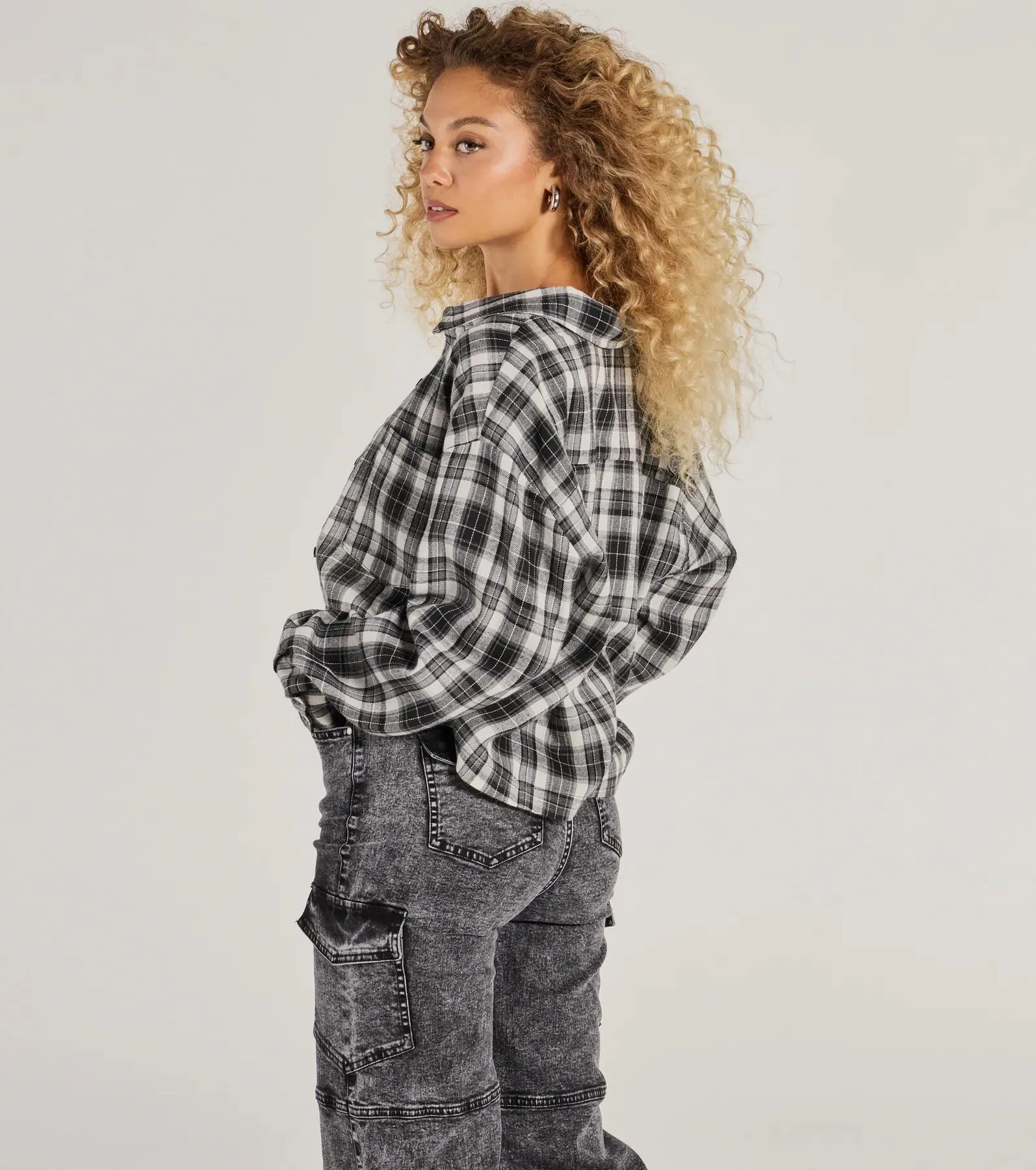 Casual Style Button-Down Plaid Flannel Top sold by Windsor product image thumbnail 2