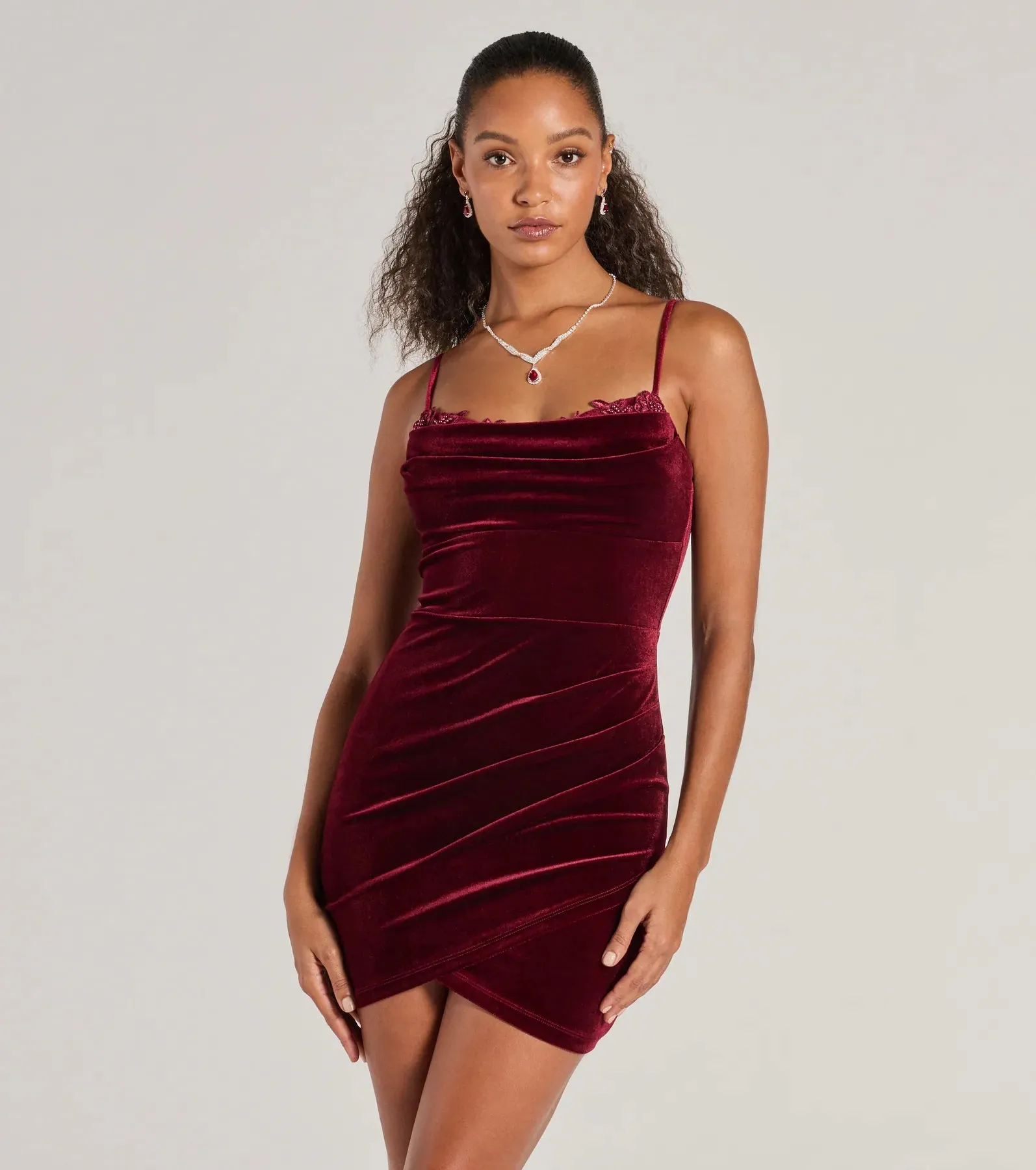 Alyssa Beaded Applique Bodycon Velvet Mini Dress sold by Windsor product image thumbnail 5