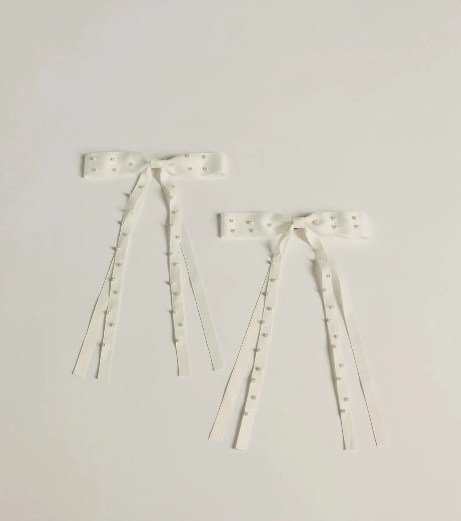 Adorable Vibes Pearl Hair Bow Set sold by Windsor