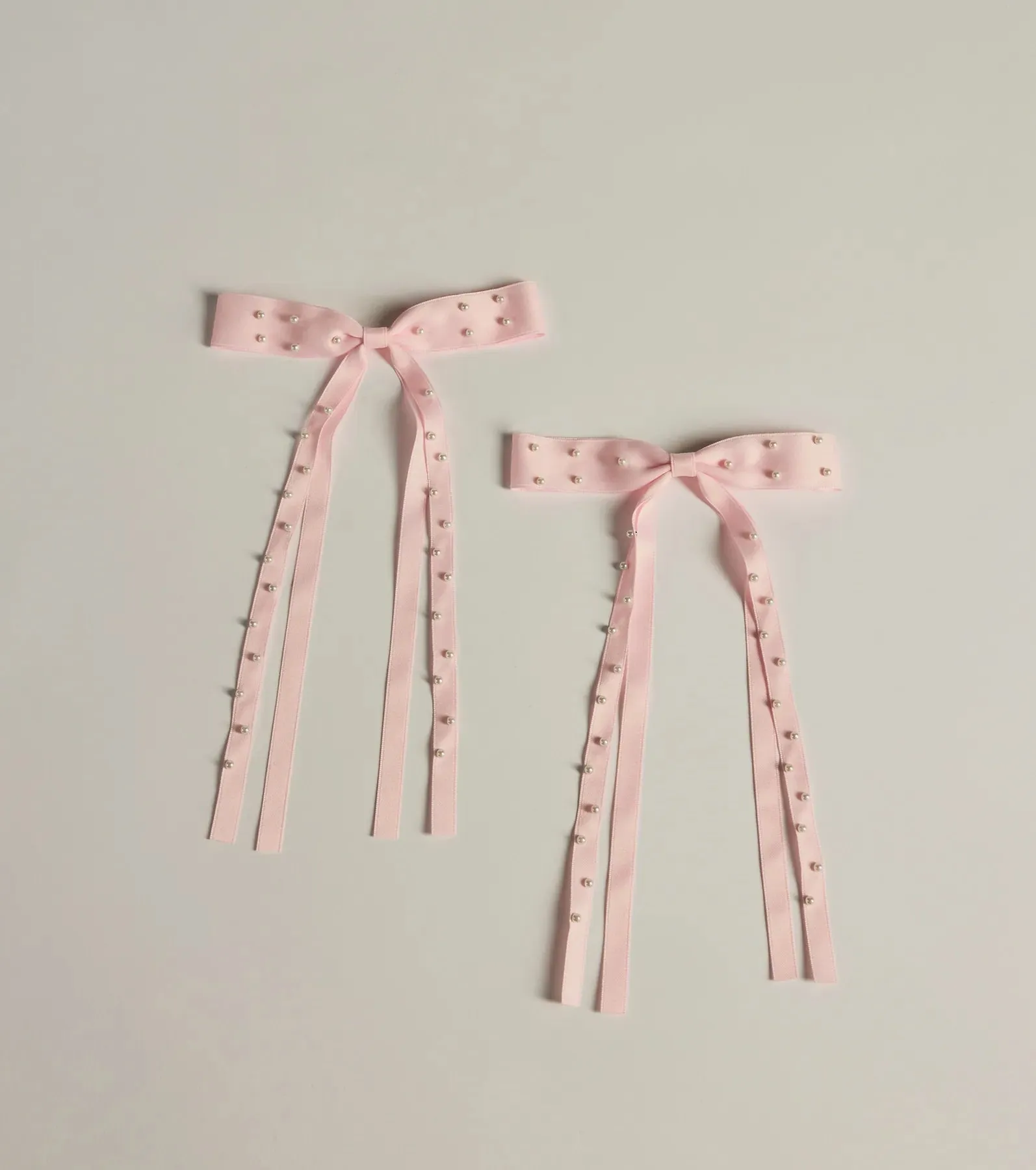 Adorable Vibes Pearl Hair Bow Set sold by Windsor product image thumbnail 2
