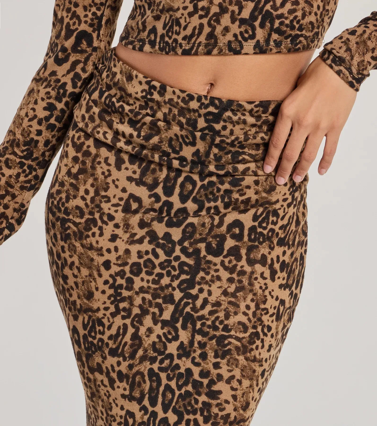 Bold Aura Leopard Print Knit Maxi Skirt sold by Windsor product image thumbnail 3