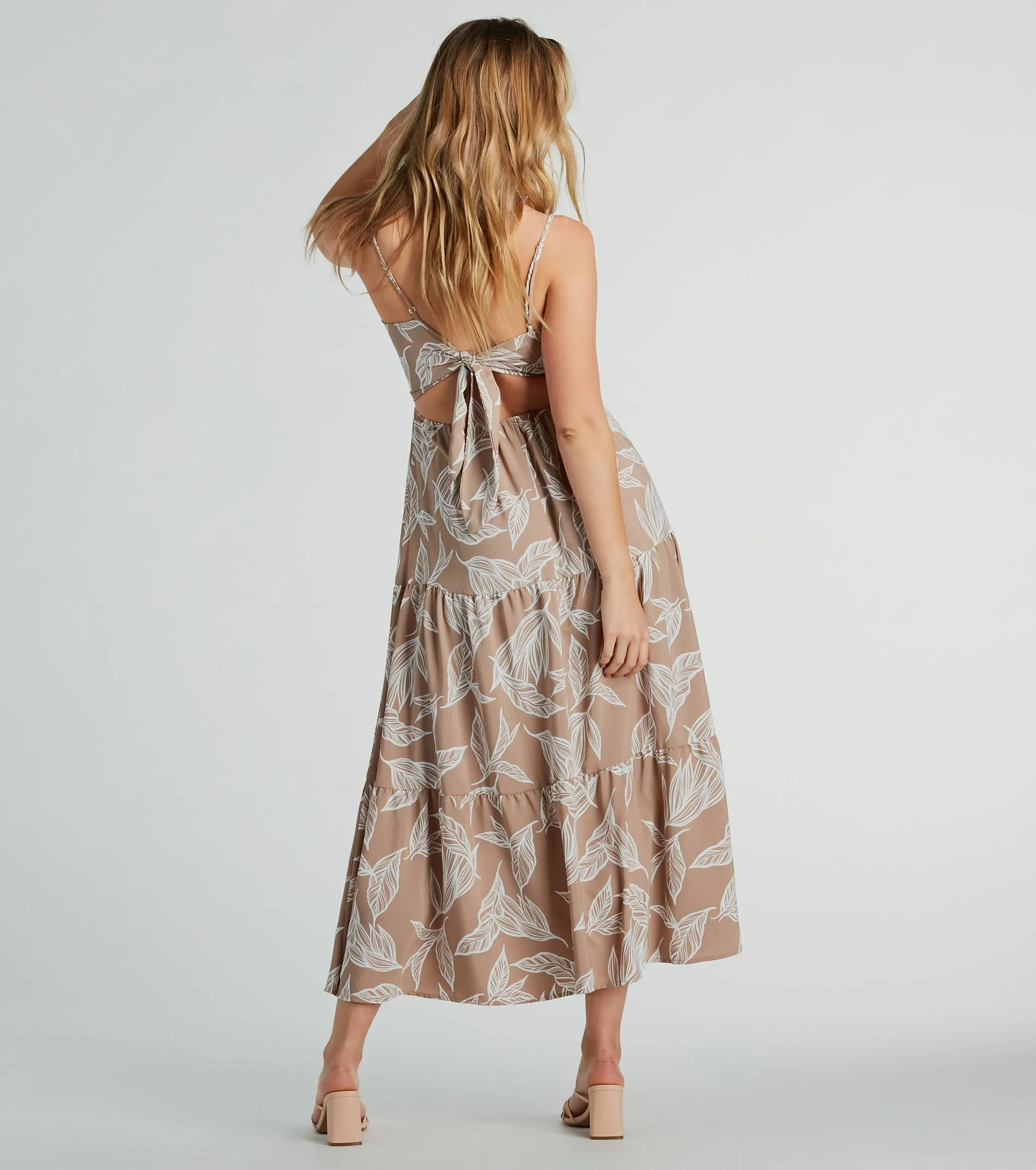 Weekend Getaway Tropical Print Flowy Maxi Dress sold by Windsor product image thumbnail 3