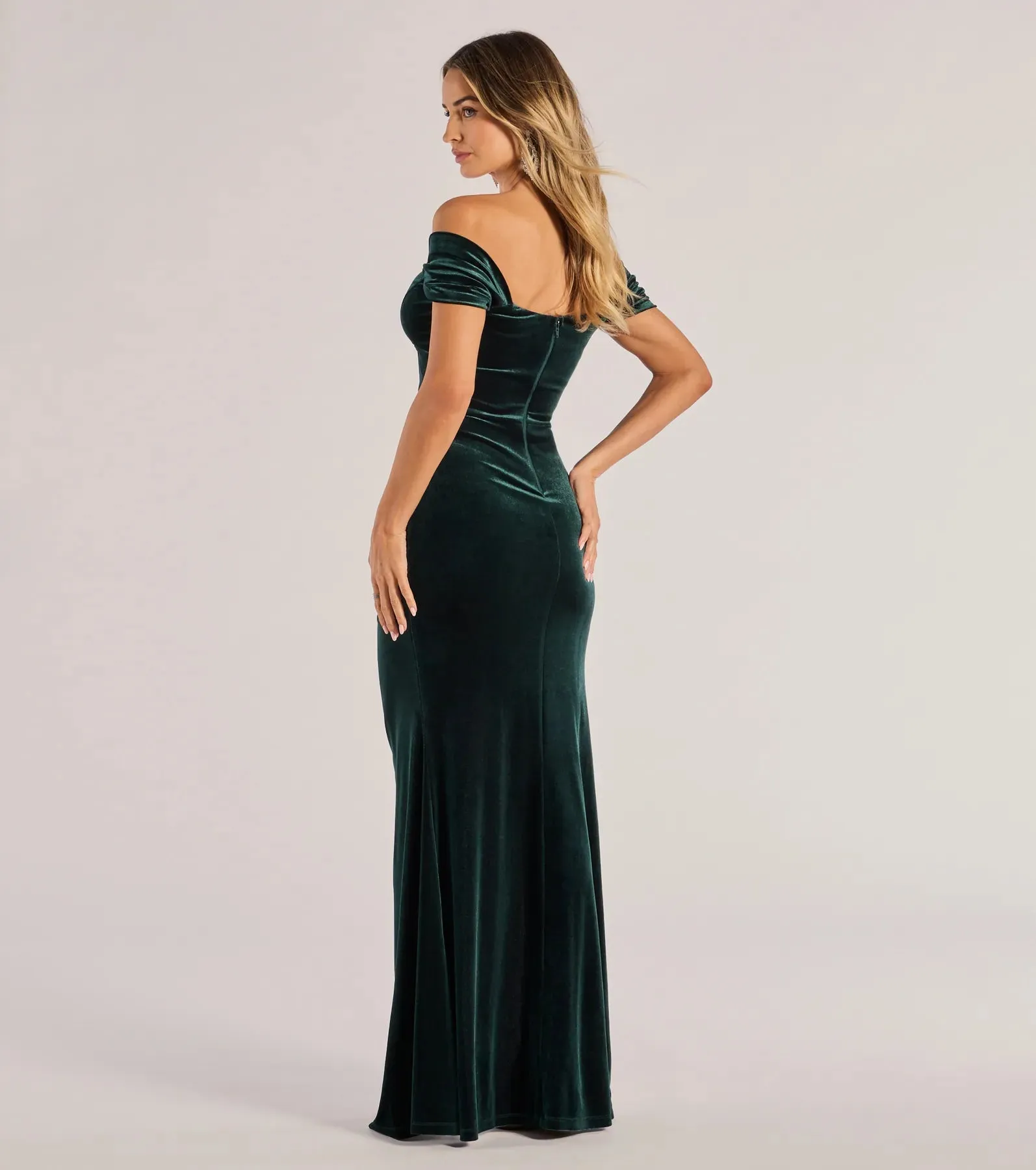 Aubrielle Off The Shoulder Corset Velvet Mermaid Dress sold by Windsor product image thumbnail 2