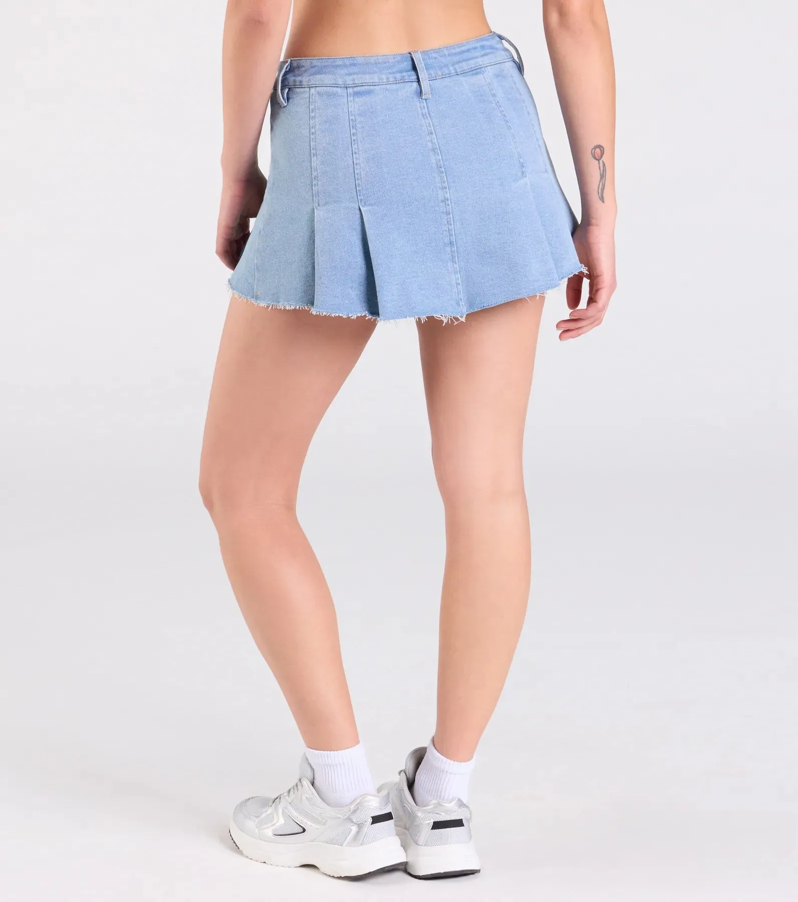Talk About Me Mid-Rise Pleated Denim Skort sold by Windsor product image thumbnail 2