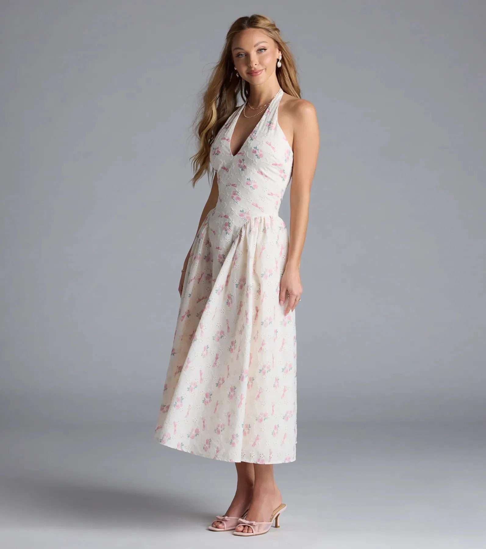 Sunny Daze Charm Halter V-Neck Floral A-Line Midi Dress sold by Windsor product image thumbnail 4