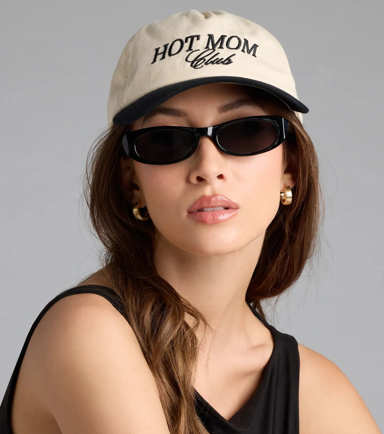 Full Schedule Sleek Oval Sunglasses sold by Windsor product image thumbnail 3