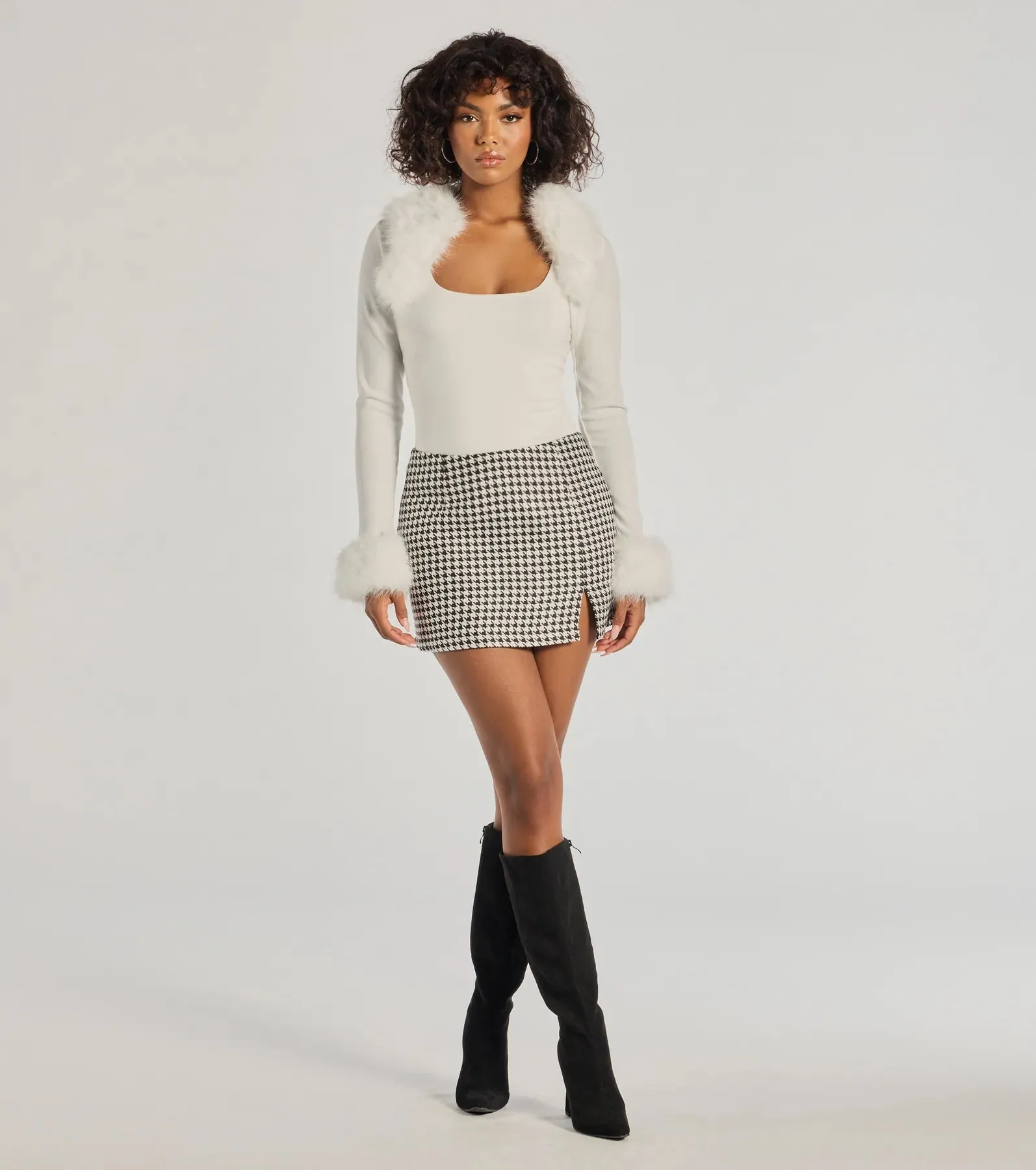 Exclusive Chic Removable Faux Fur Long Sleeve Bolero sold by Windsor product image thumbnail 3