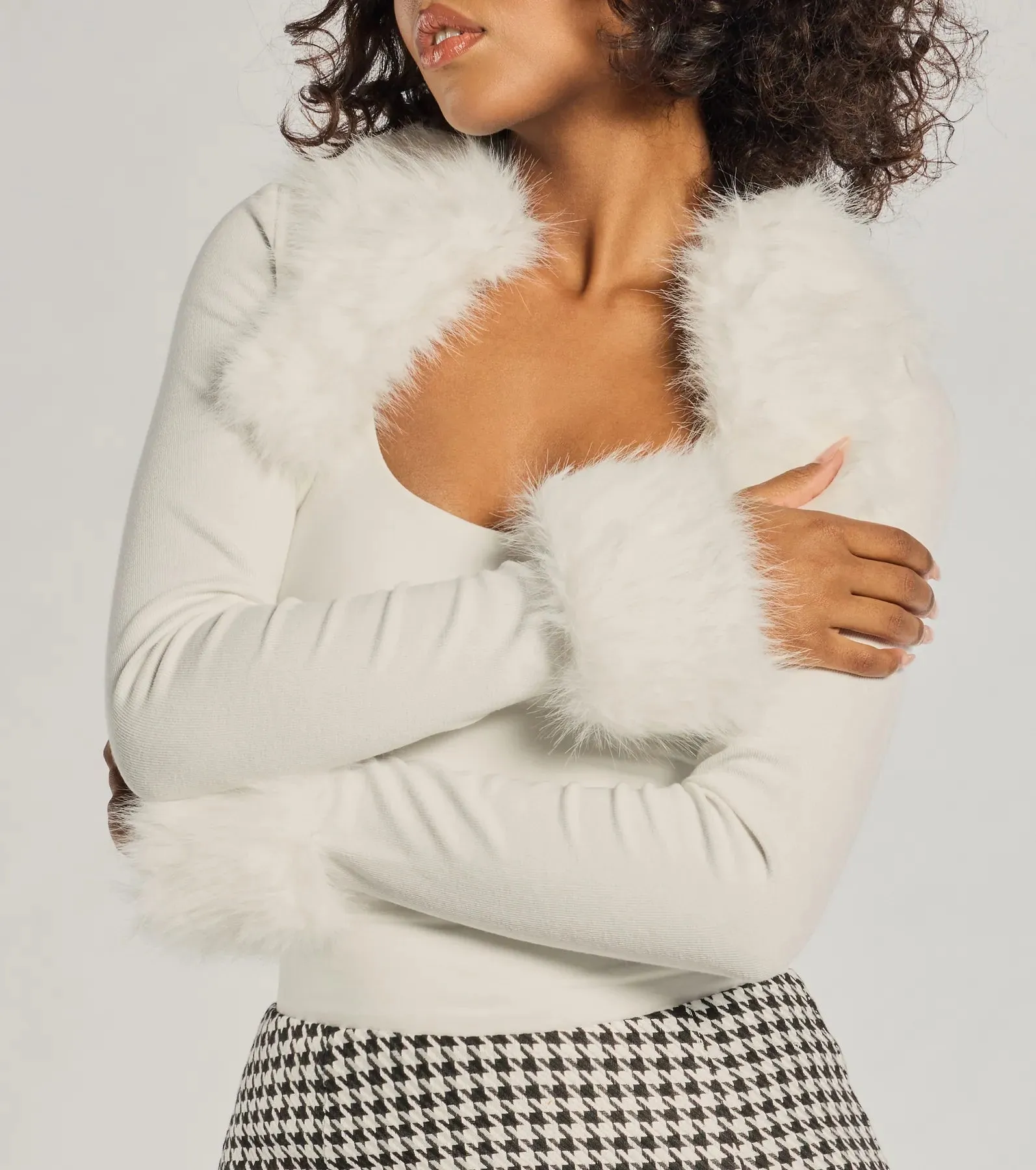 Exclusive Chic Removable Faux Fur Long Sleeve Bolero sold by Windsor product image thumbnail 4