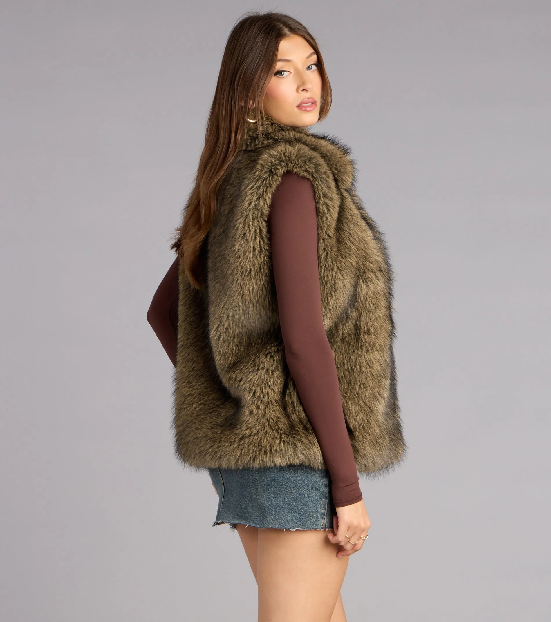 Jet Set Mood Faux Fur Vest sold by Windsor product image thumbnail 3