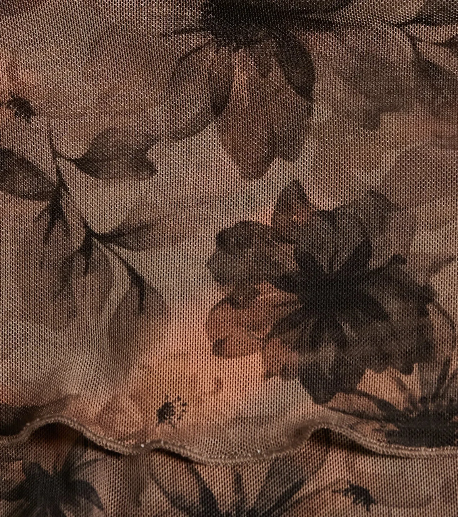 Charming Sweetness V-Neck Lace Trim Floral Crop Top sold by Windsor product image thumbnail 3