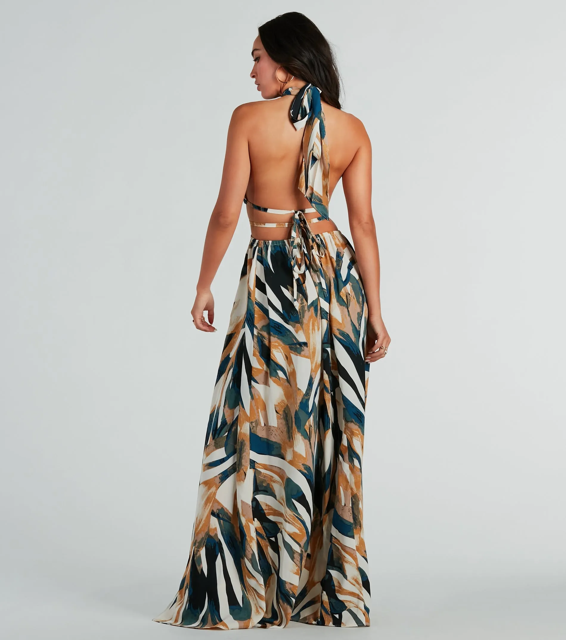 Dreamy Destination Cutout Tropical Print Maxi Dress sold by Windsor product image thumbnail 2