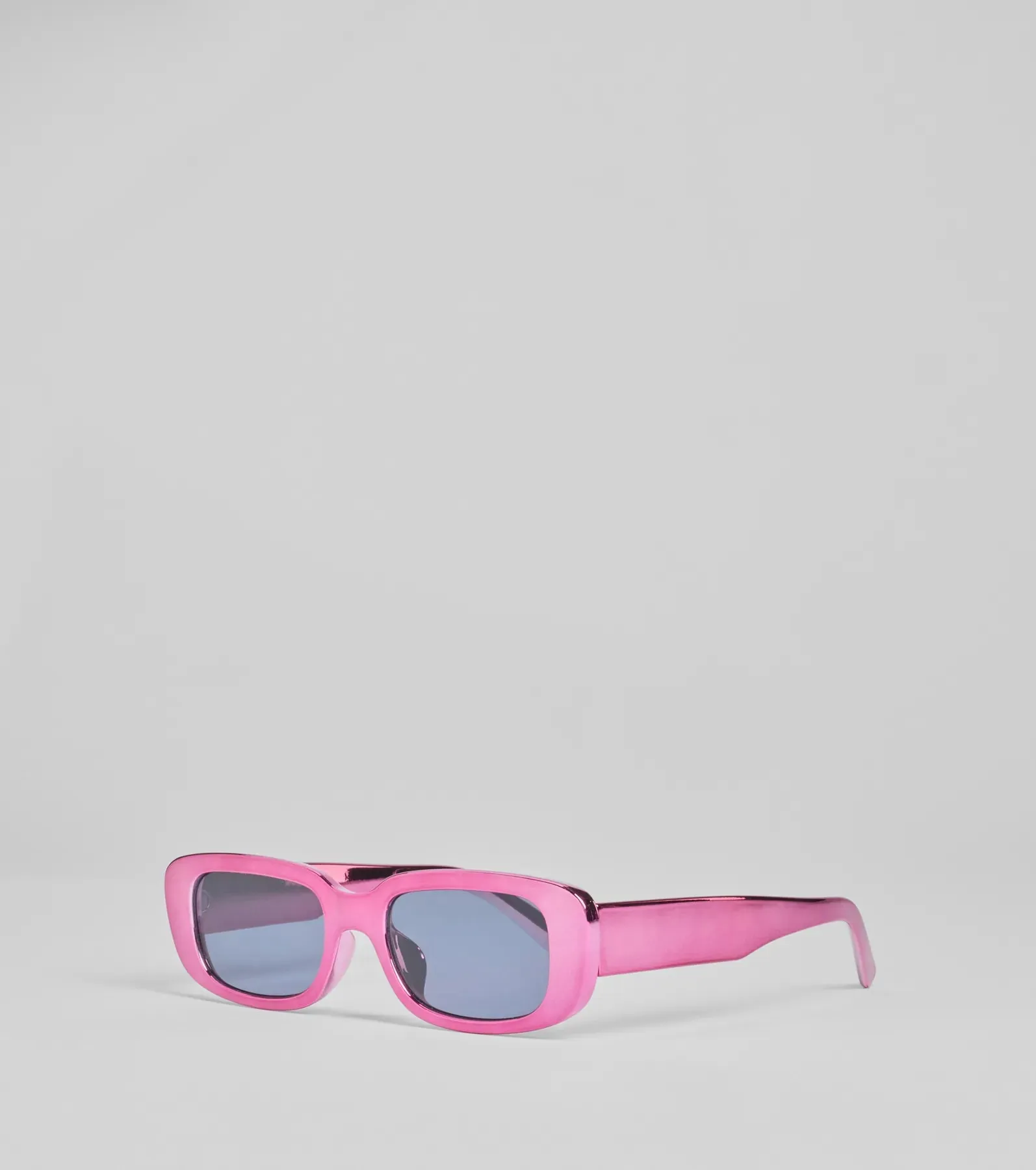 Fab Trendsetter Rectangle Sunglasses sold by Windsor product image thumbnail 2