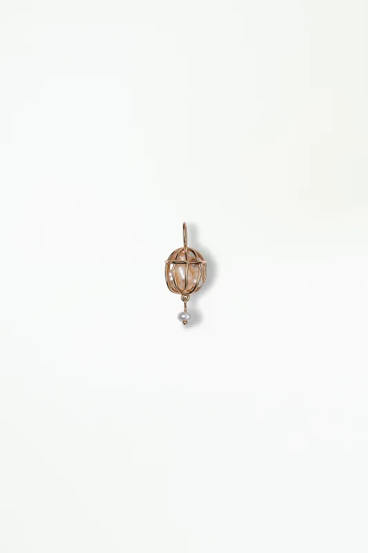 Universe Pearl Pendant made by WWAKE