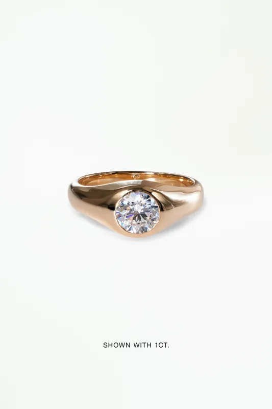 Round Brilliant Cut Diamond Soft Signet Ring sold by WWAKE
