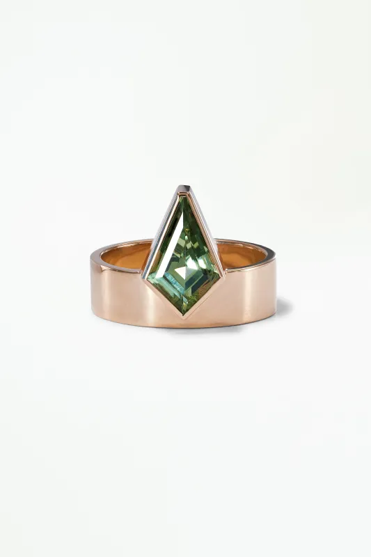 One of a Kind Kite Cut Sapphire Monolith Ring No. 44 made by WWAKE